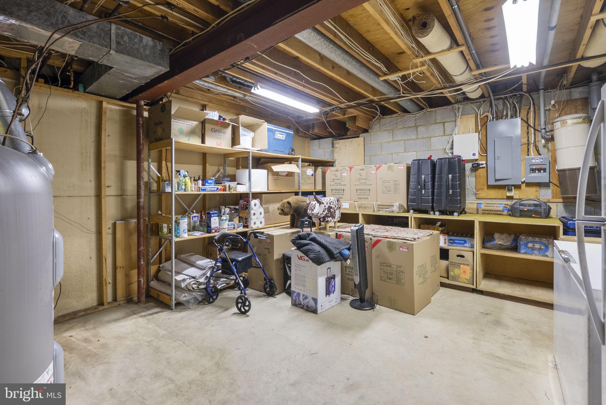 ANCIENT OAK - Residential