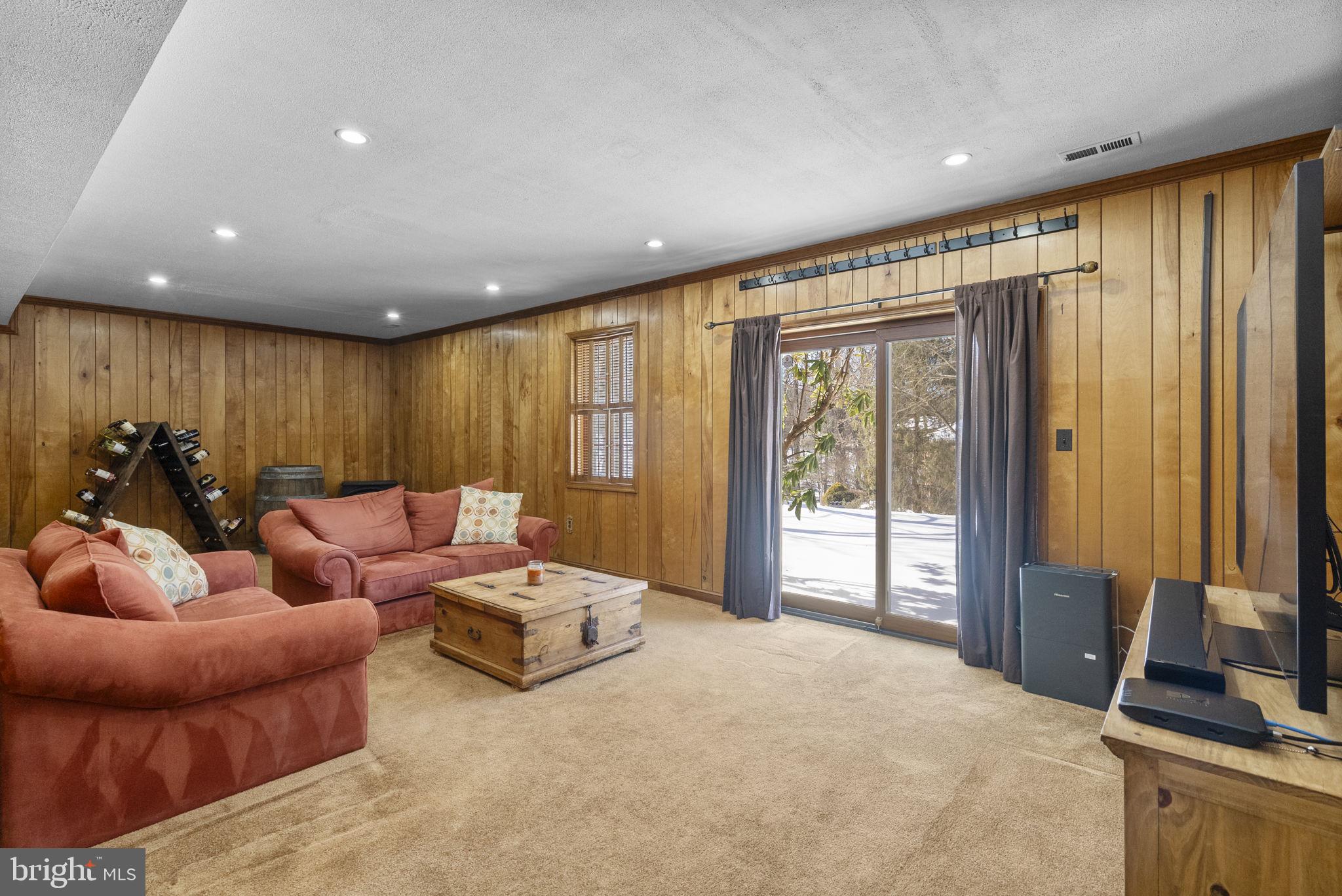 ANCIENT OAK - Residential