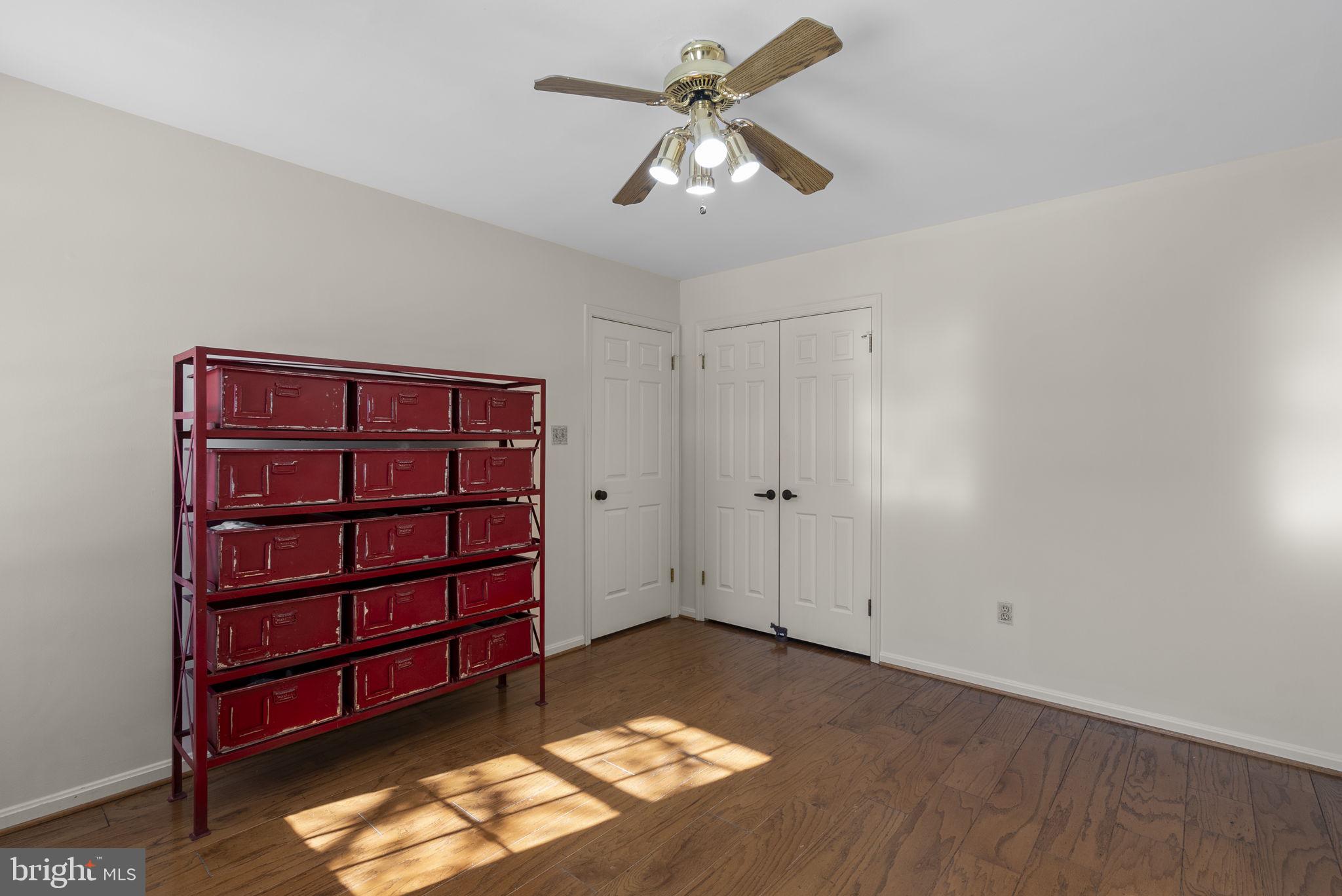 ANCIENT OAK - Residential