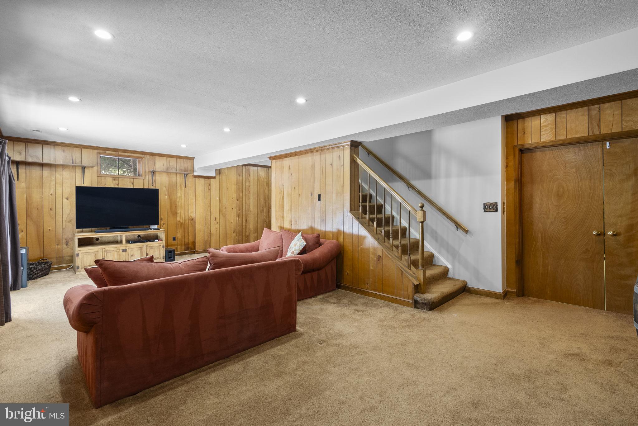 ANCIENT OAK - Residential