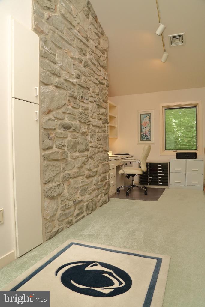 MANOR TWP - Residential