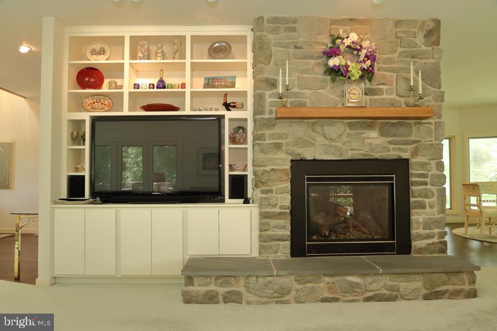 MANOR TWP - Residential
