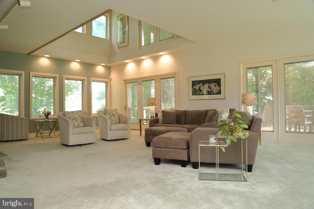 MANOR TWP - Residential