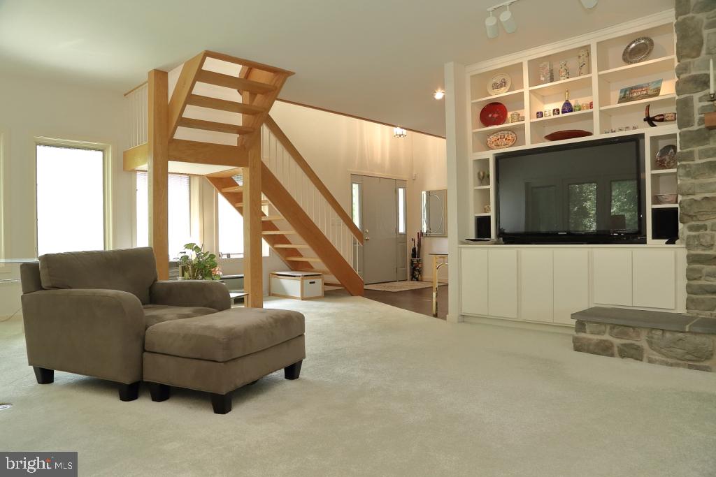 MANOR TWP - Residential