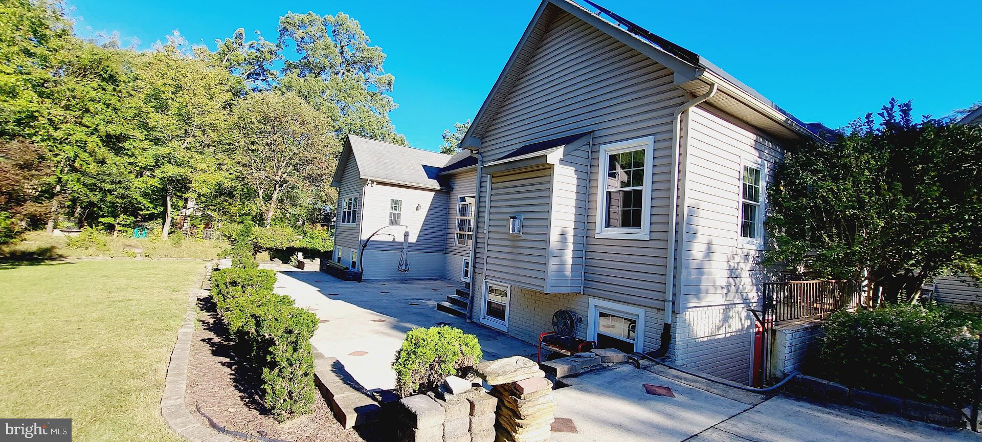 THE FOREST AT HUNTERS MI - Residential Lease