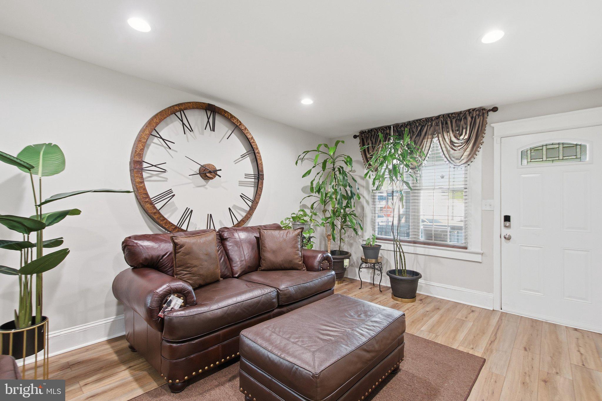 CAPITOL HEIGHTS - Residential