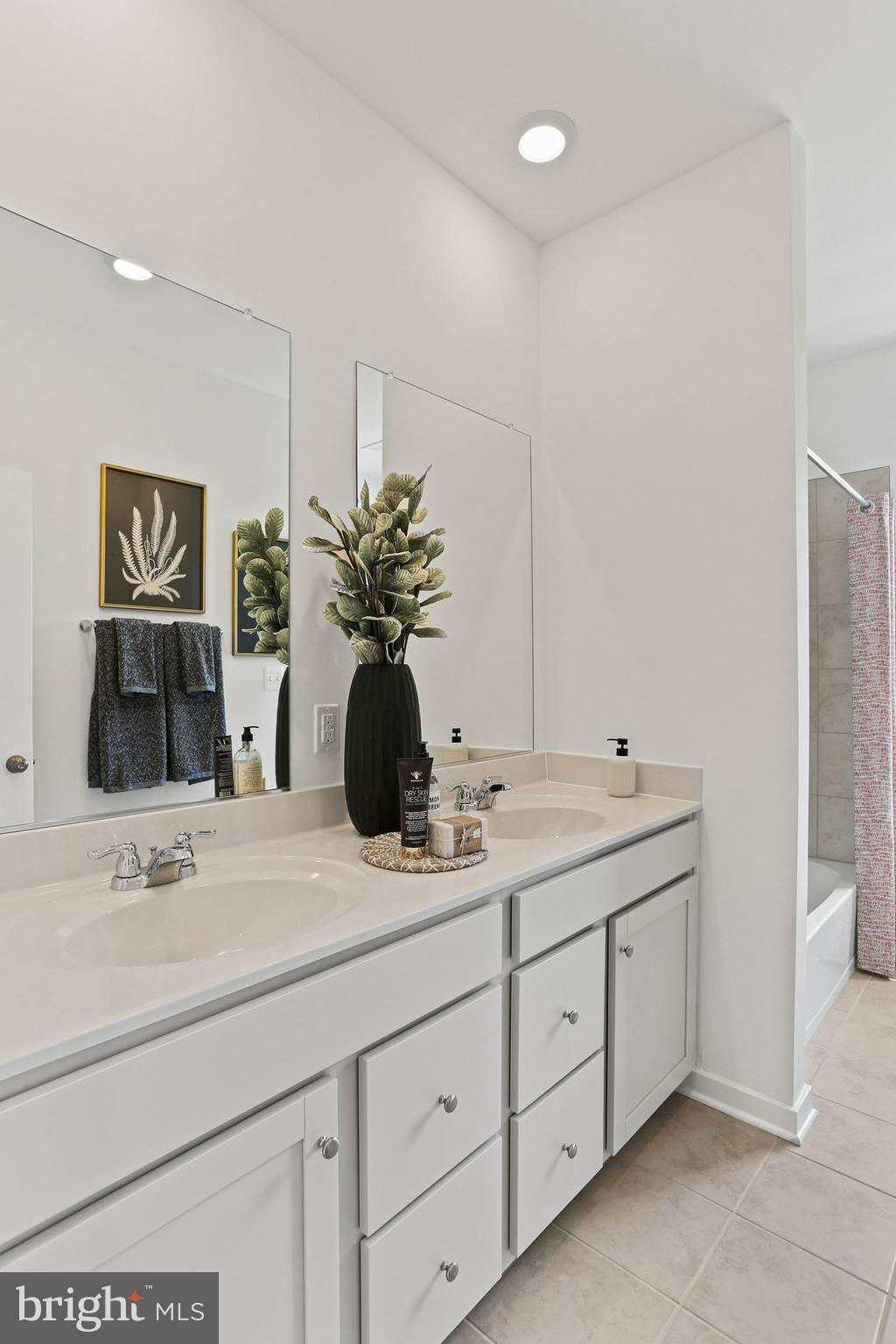 SHENANDOAH SPRINGS - Residential