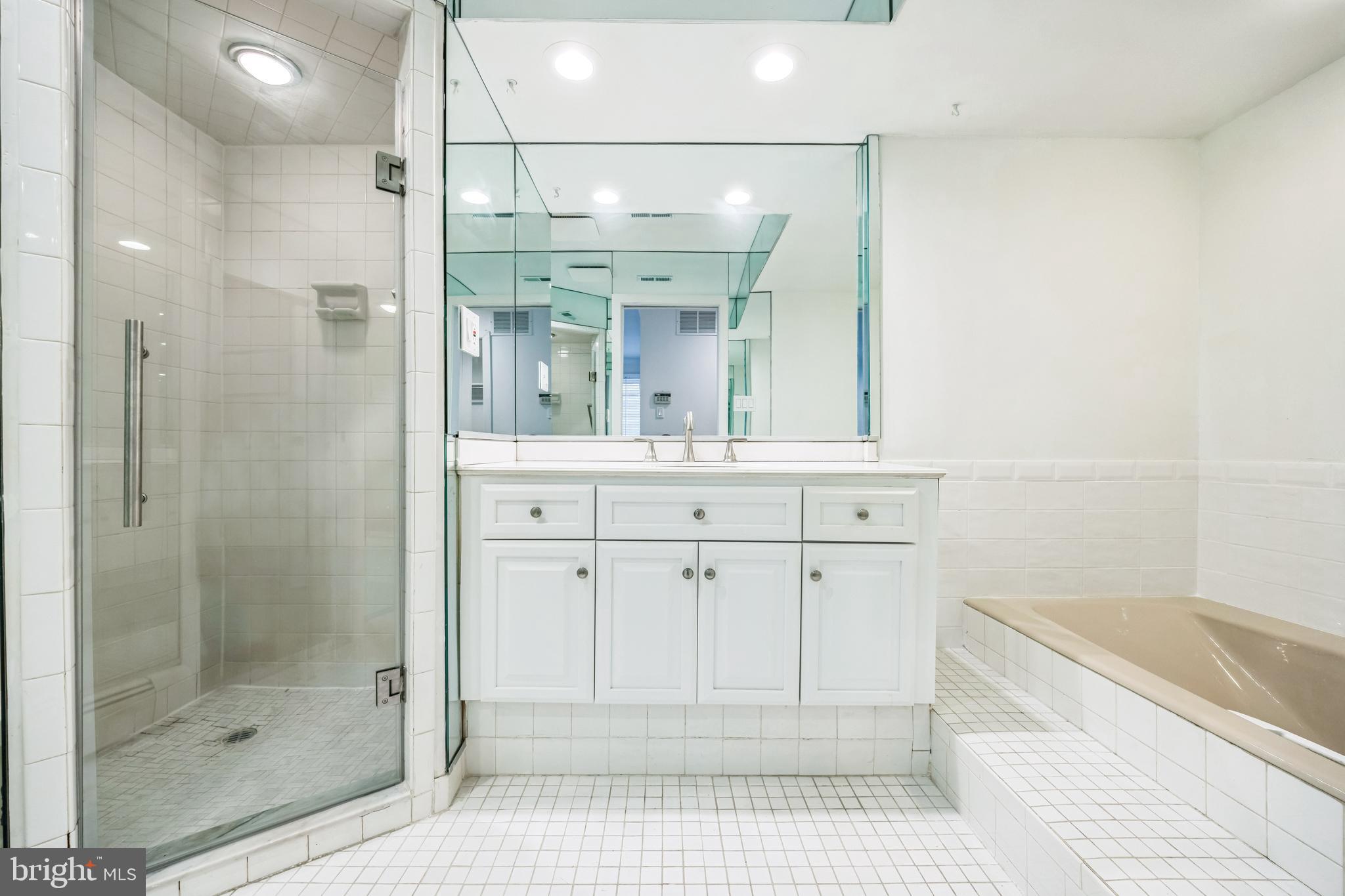 CENTURA - Residential