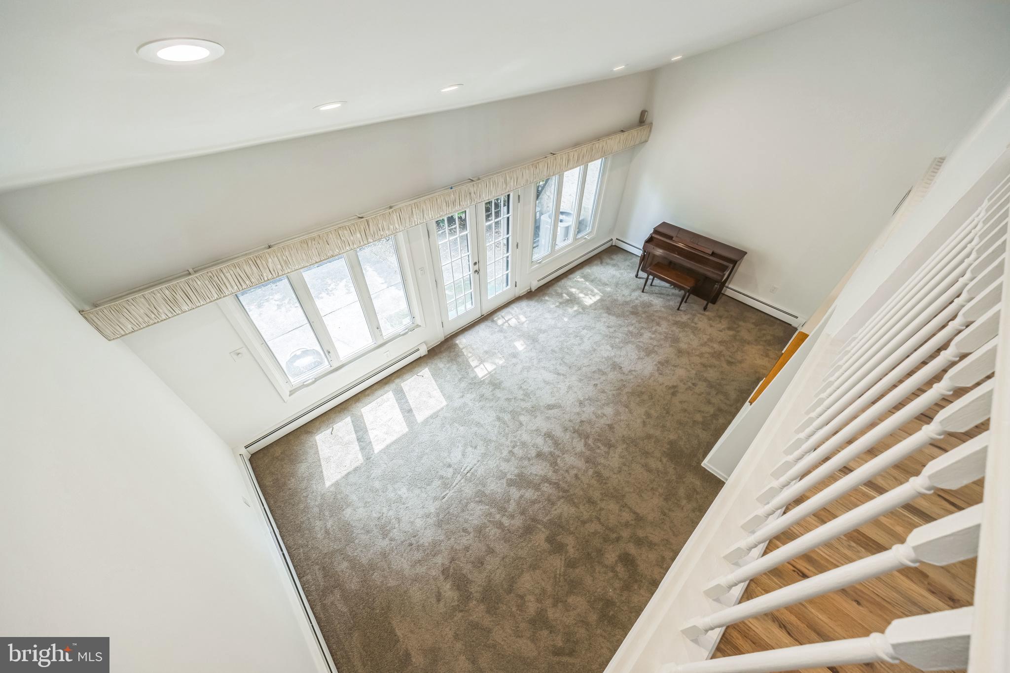 CENTURA - Residential