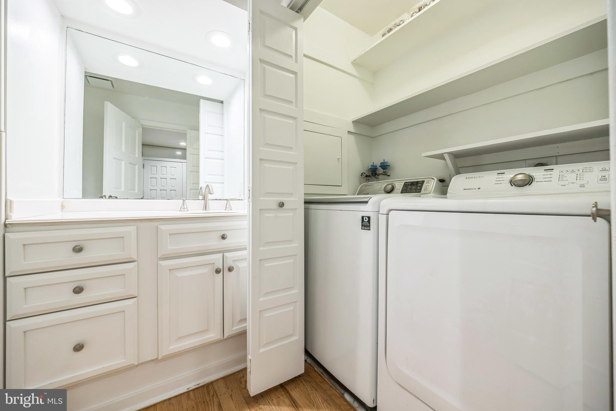 CENTURA - Residential