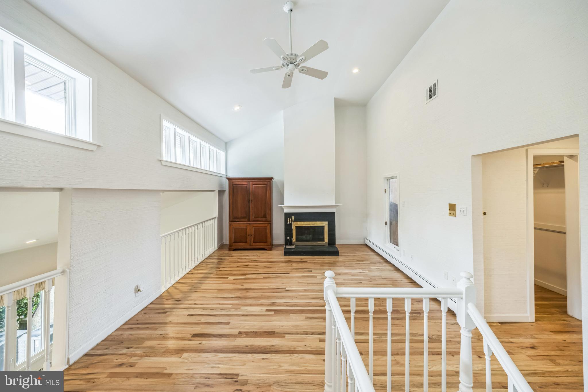 CENTURA - Residential