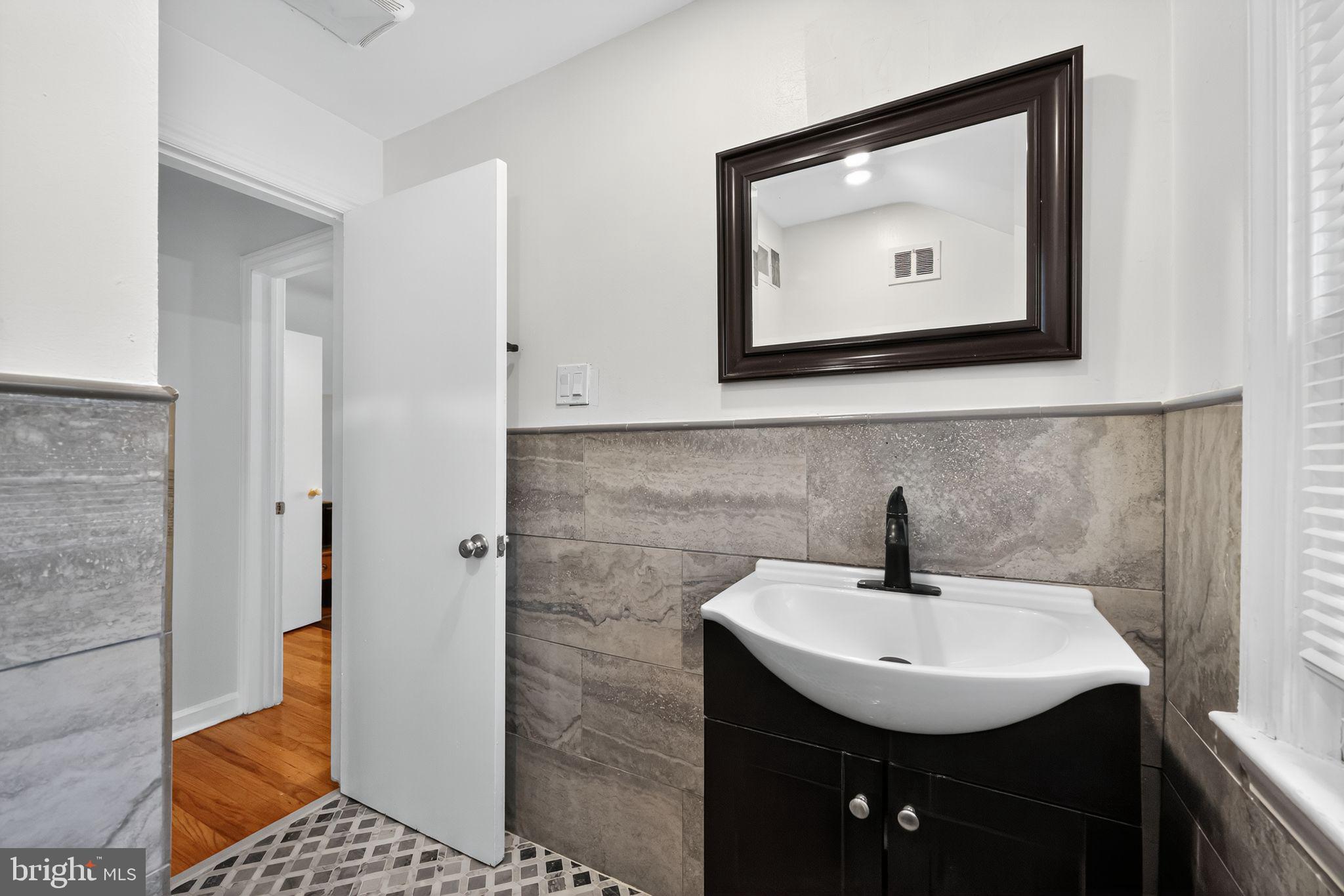 DREXEL HILL - Residential