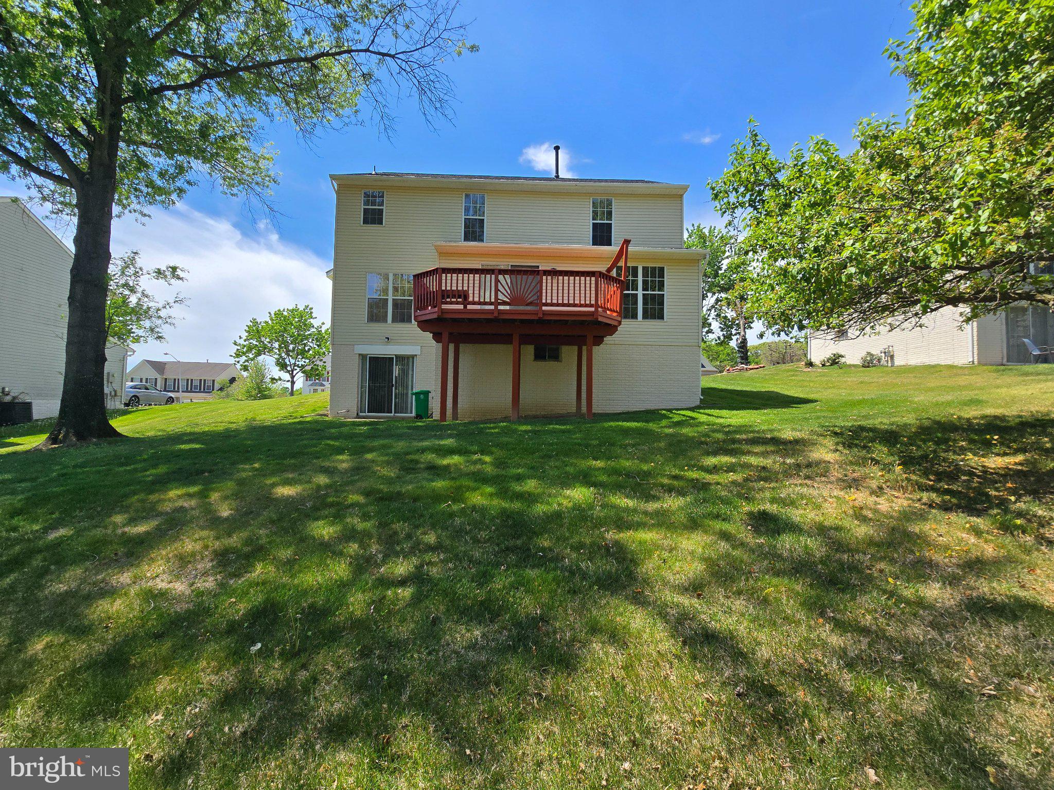 ARAGONA VILLAGE - Residential