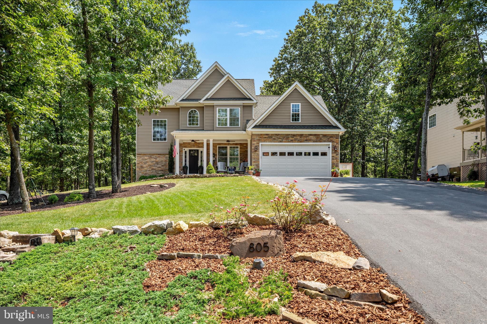 LAKE HOLIDAY ESTATES - Residential