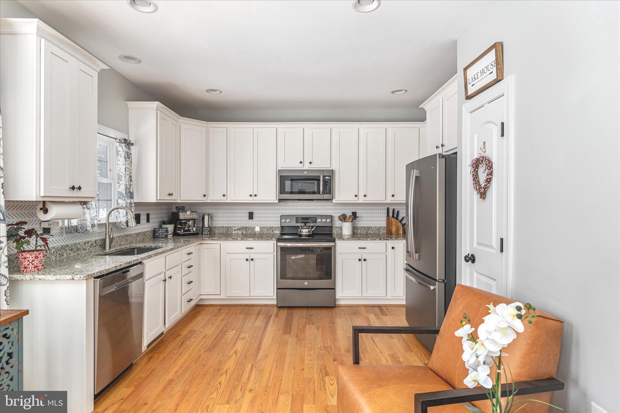 LAKE HOLIDAY ESTATES - Residential