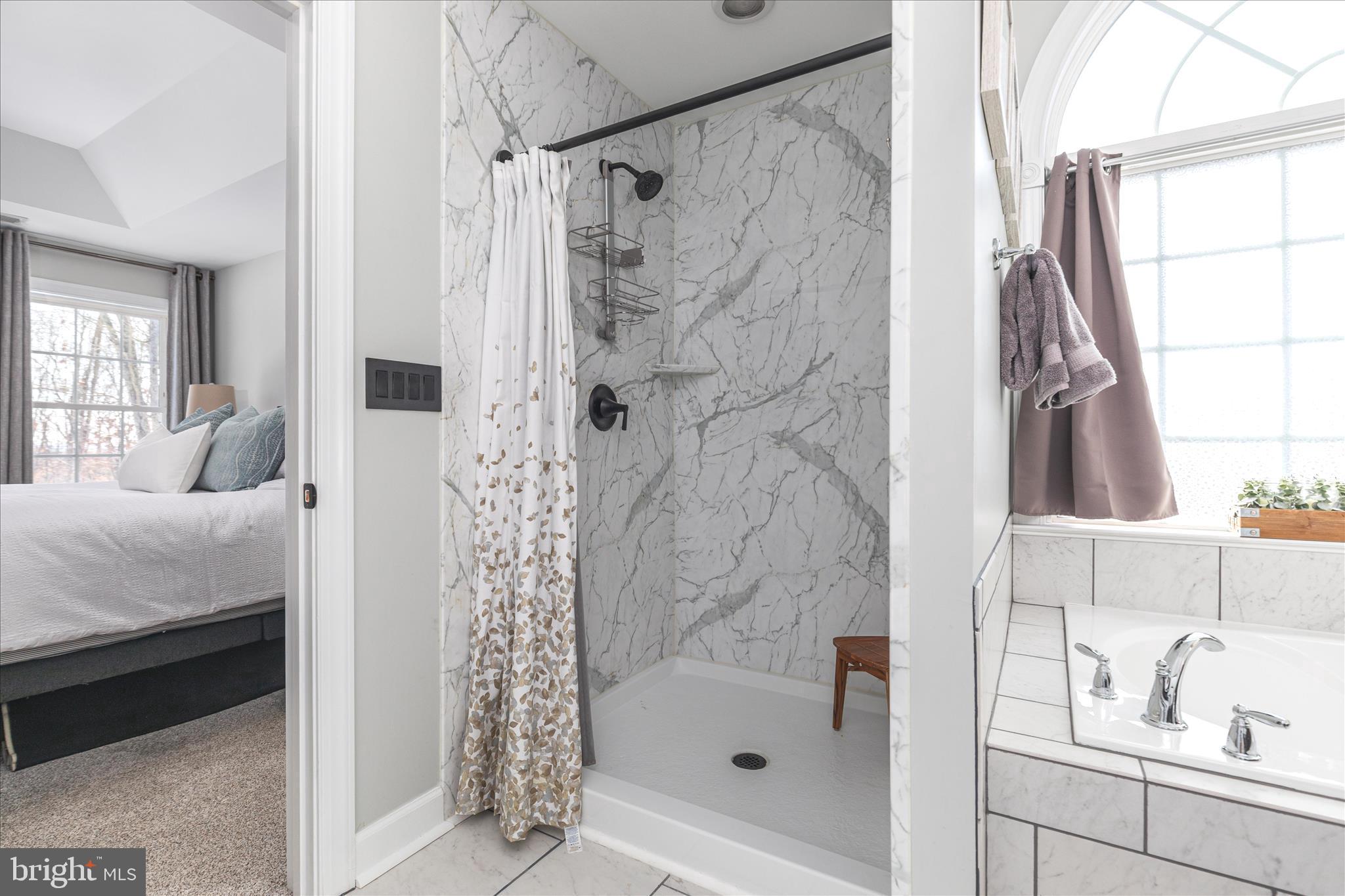 LAKE HOLIDAY ESTATES - Residential