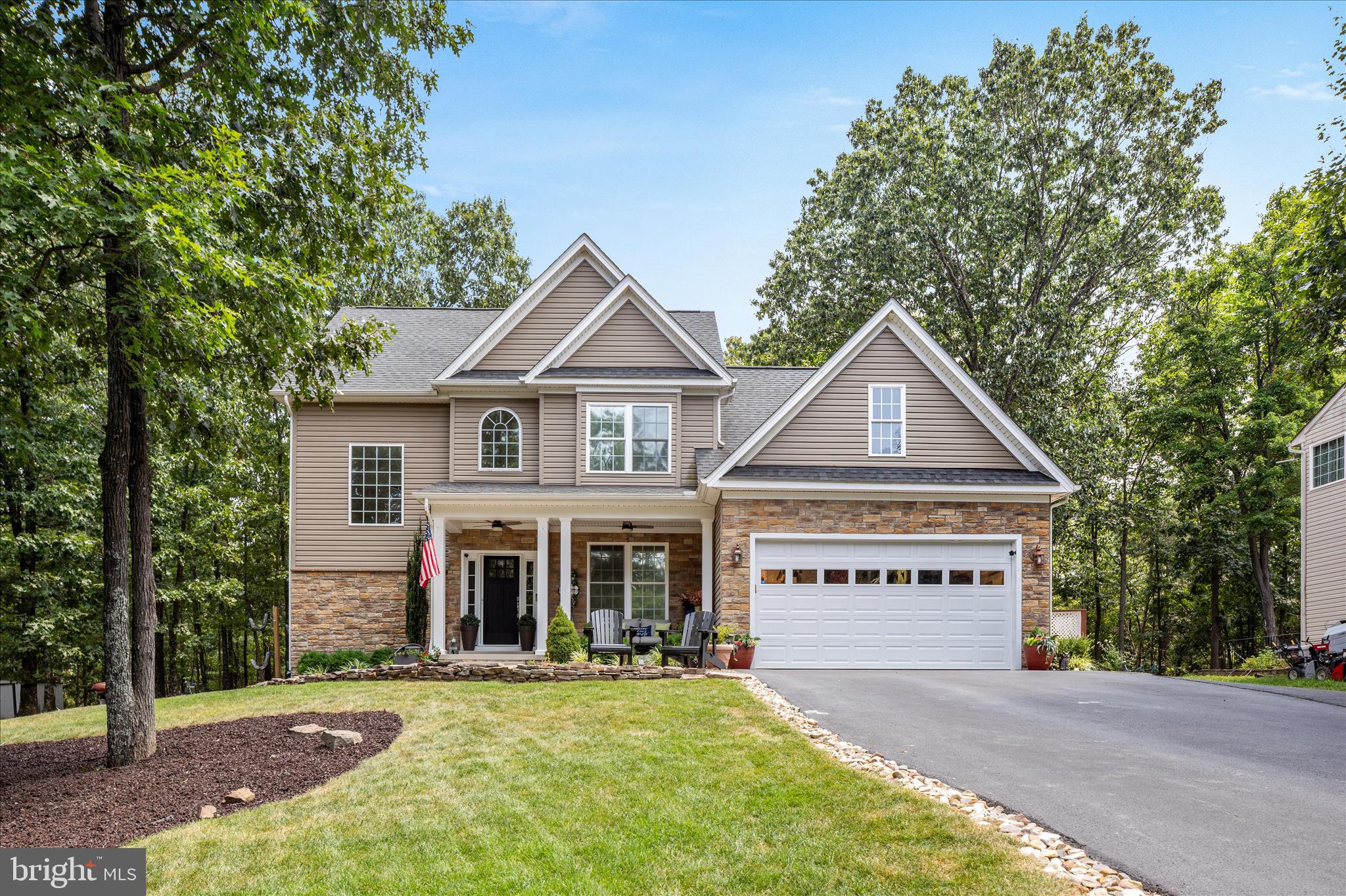 LAKE HOLIDAY ESTATES - Residential