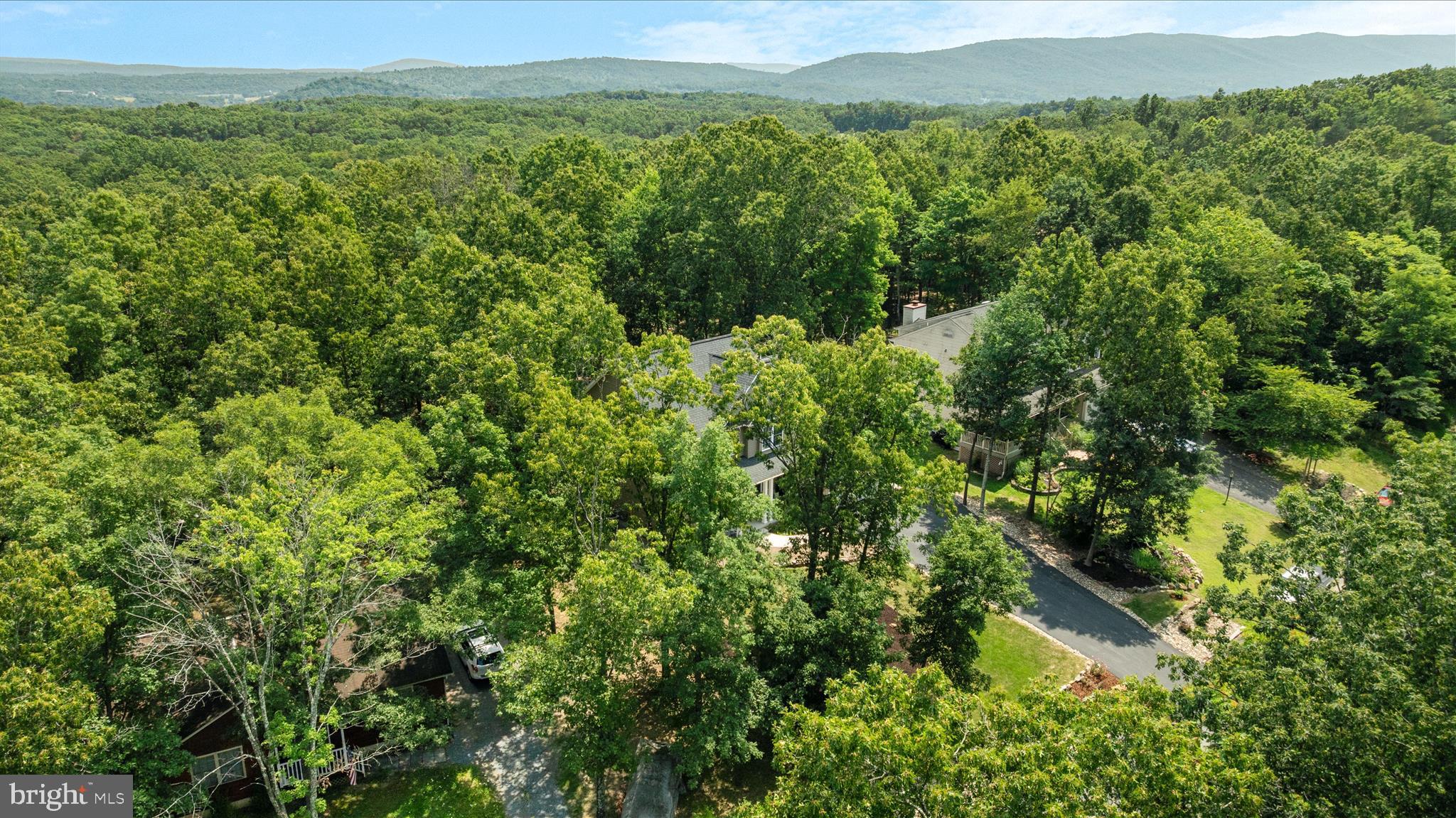 LAKE HOLIDAY ESTATES - Residential