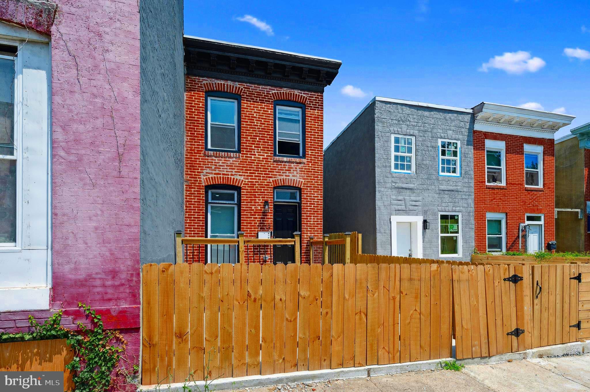 BIDDLE STREET - Residential
