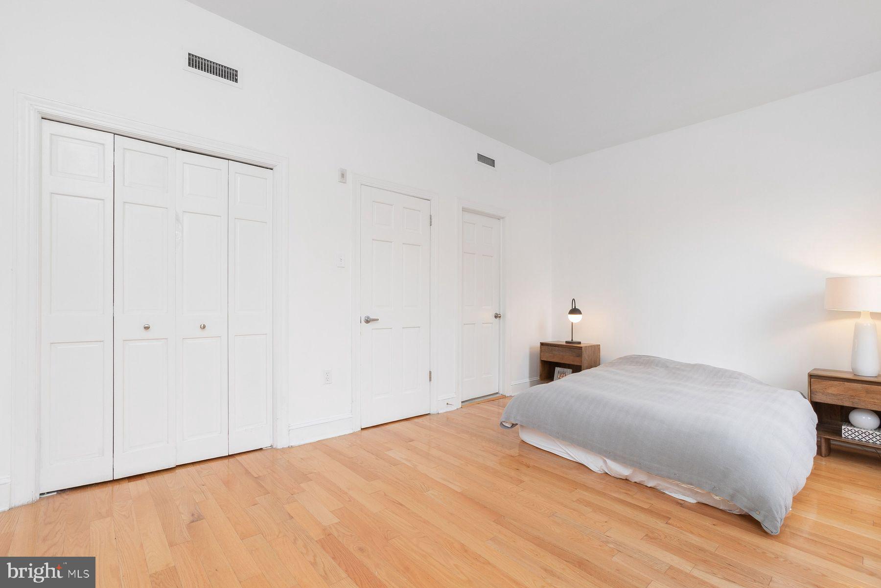 FAIRMOUNT - Residential