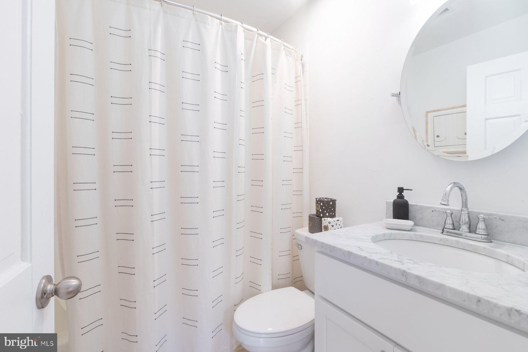 FAIRMOUNT - Residential