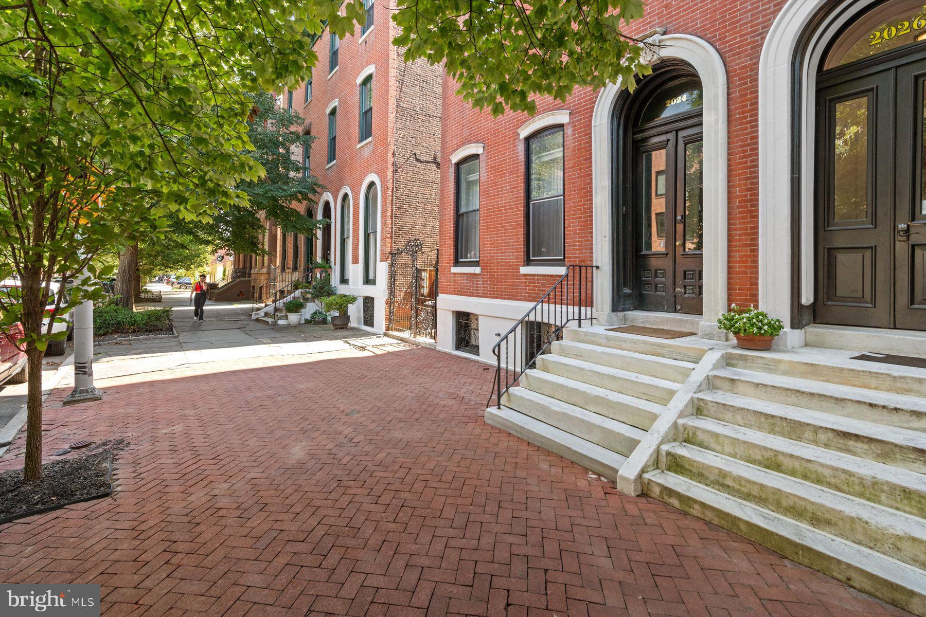 FAIRMOUNT - Residential