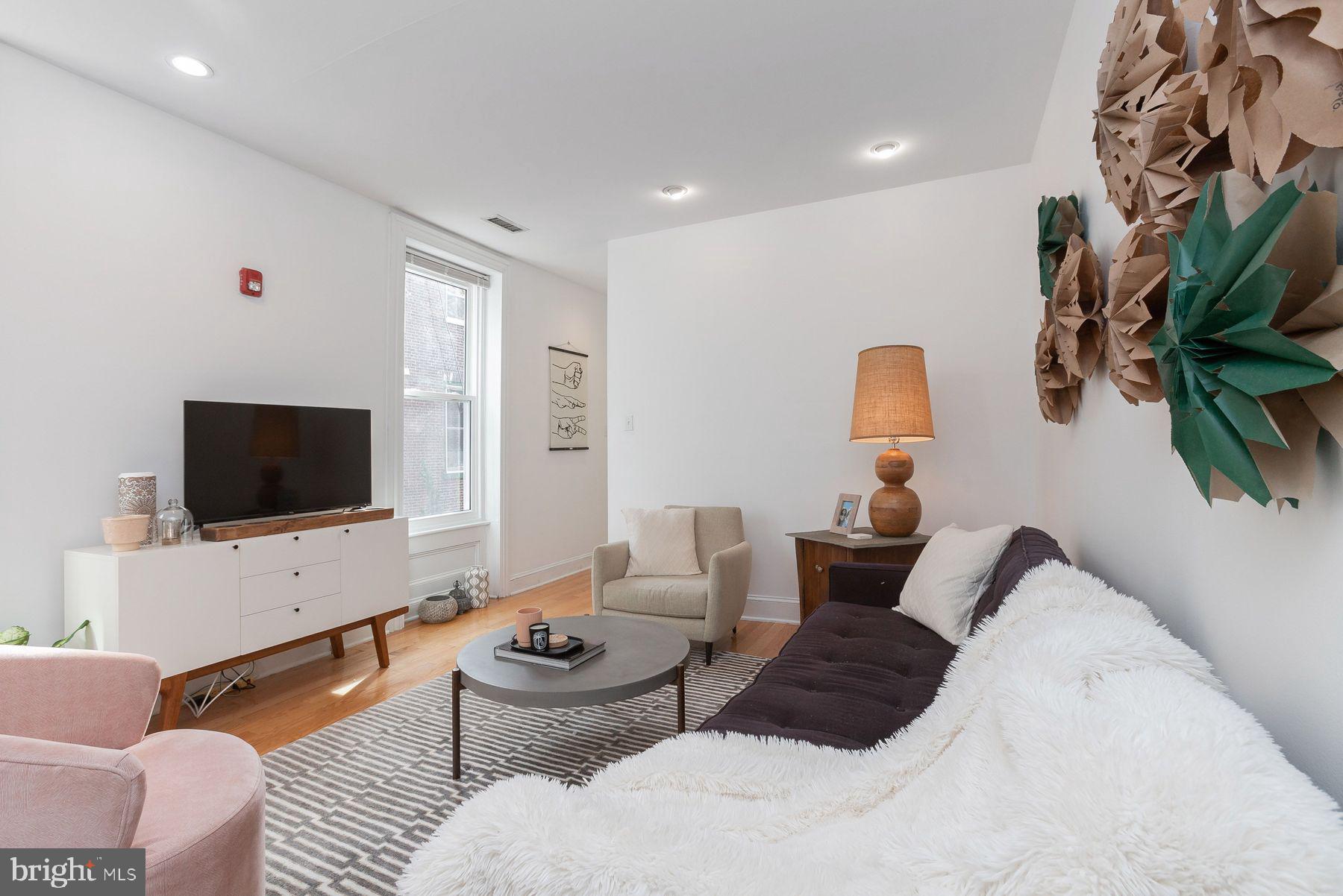 FAIRMOUNT - Residential