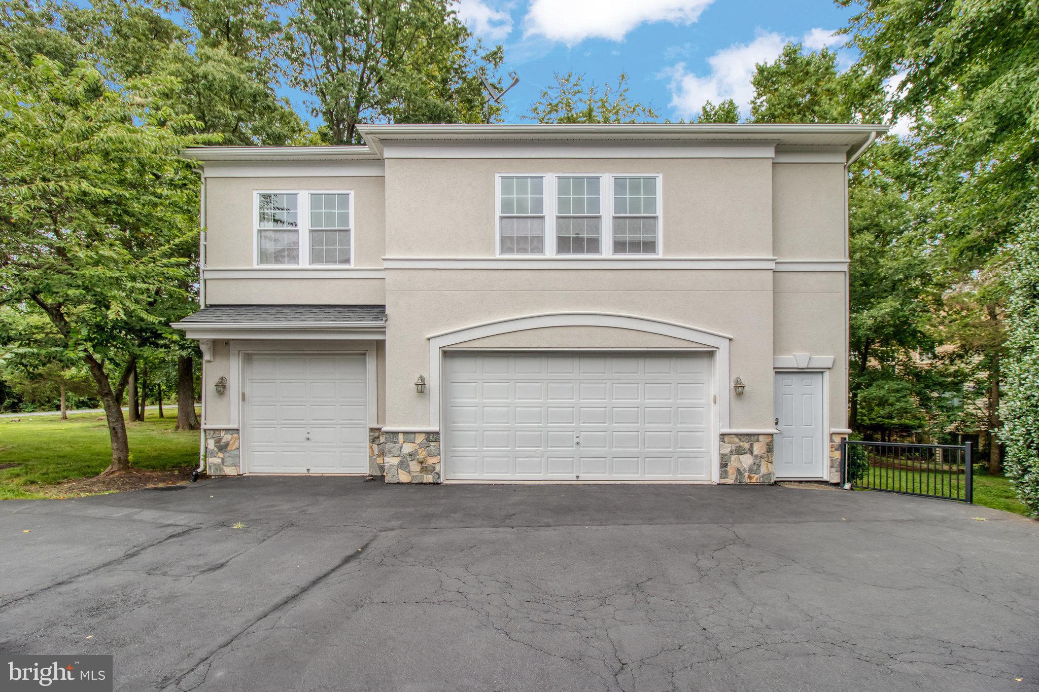 KENTLAND FARMS - Residential Lease