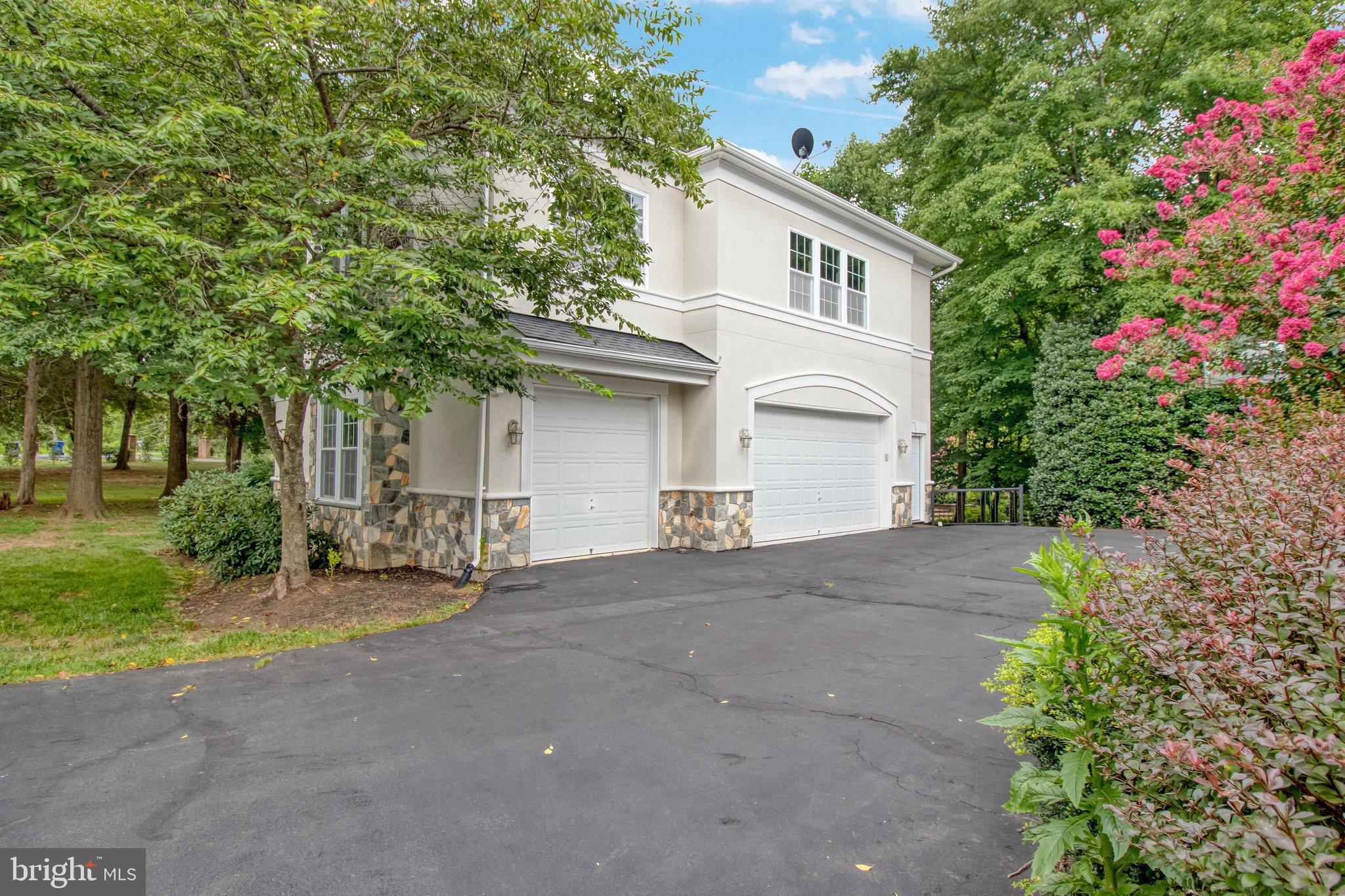 KENTLAND FARMS - Residential Lease