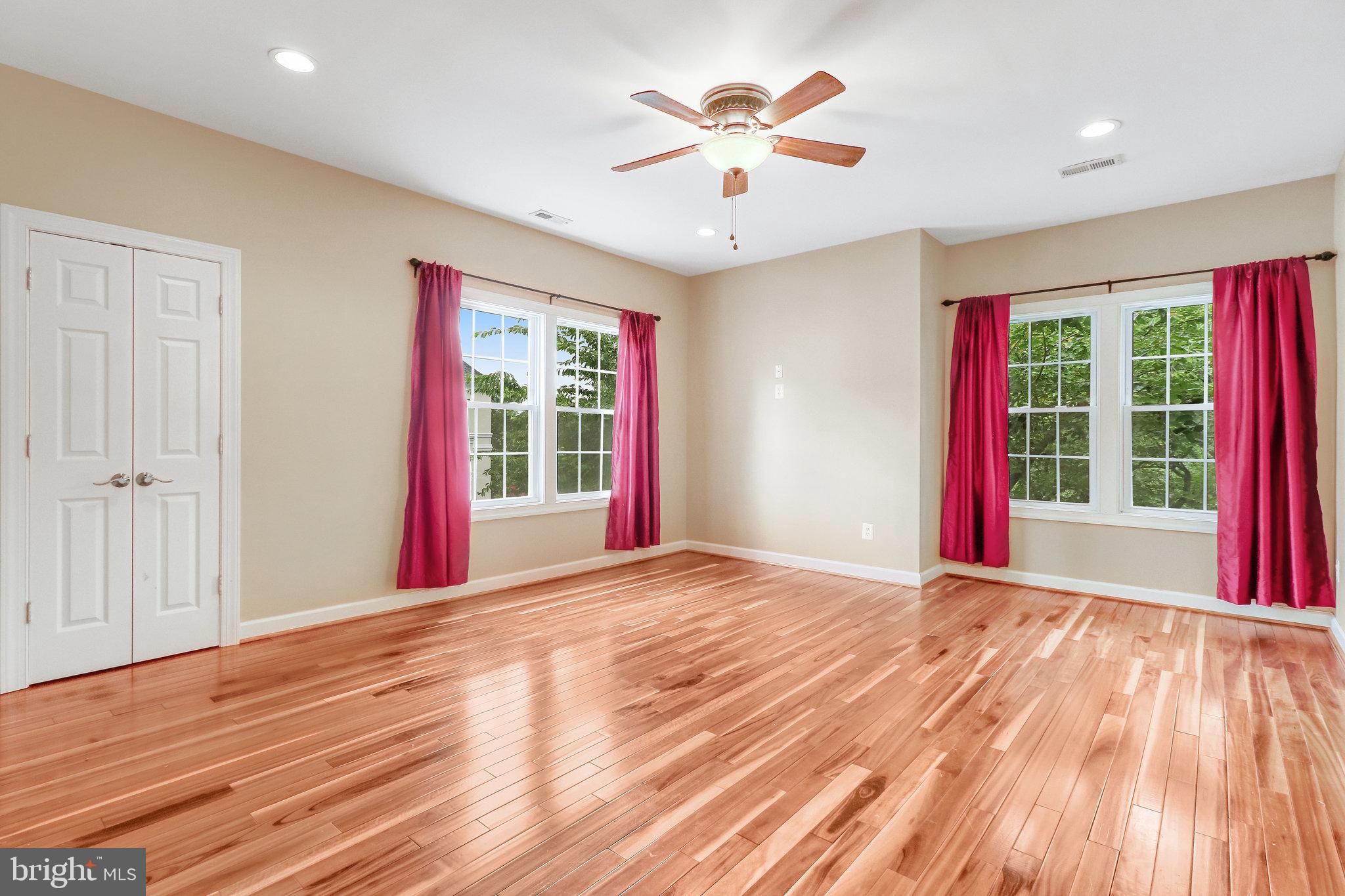 KENTLAND FARMS - Residential Lease