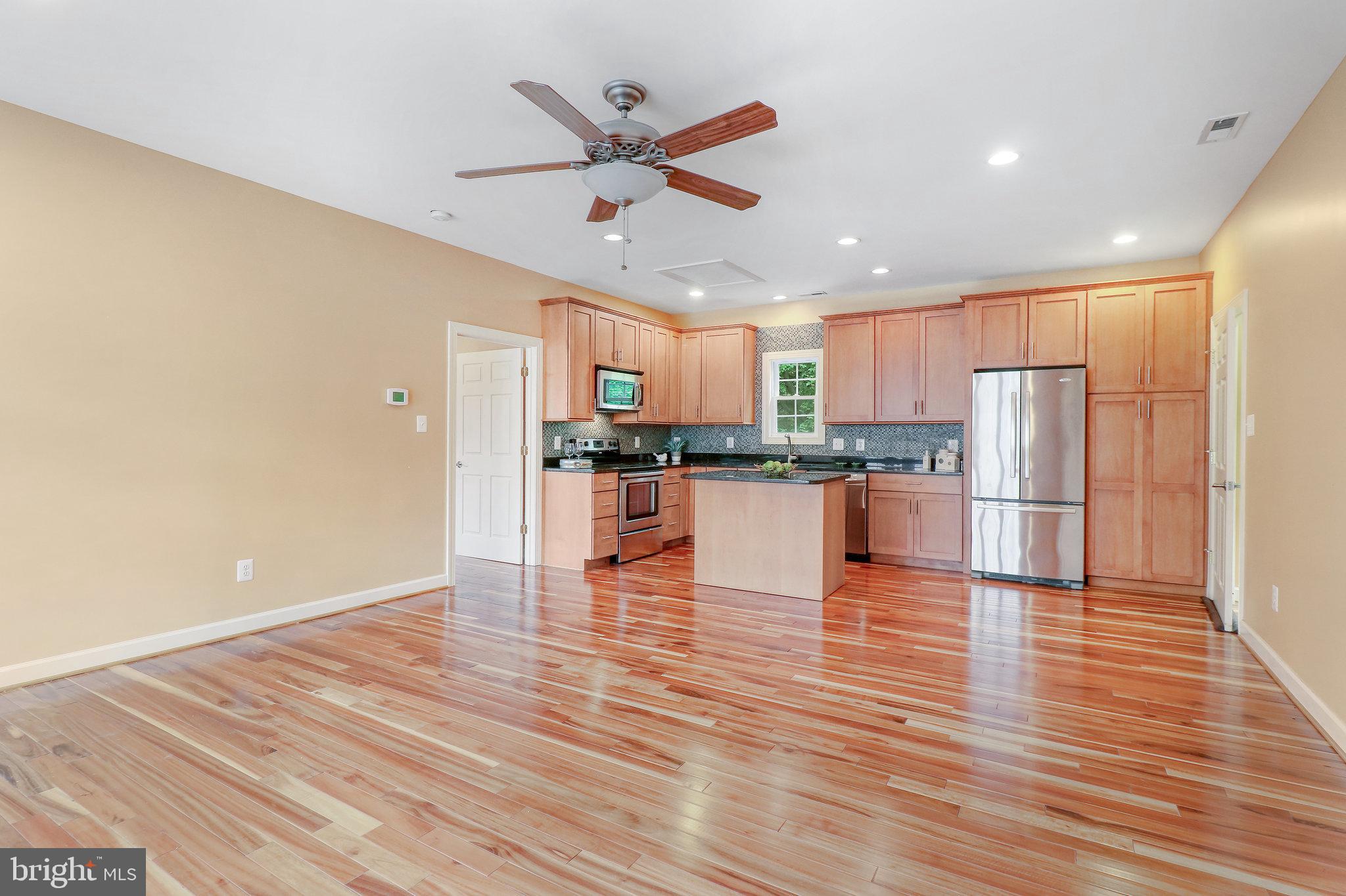 KENTLAND FARMS - Residential Lease