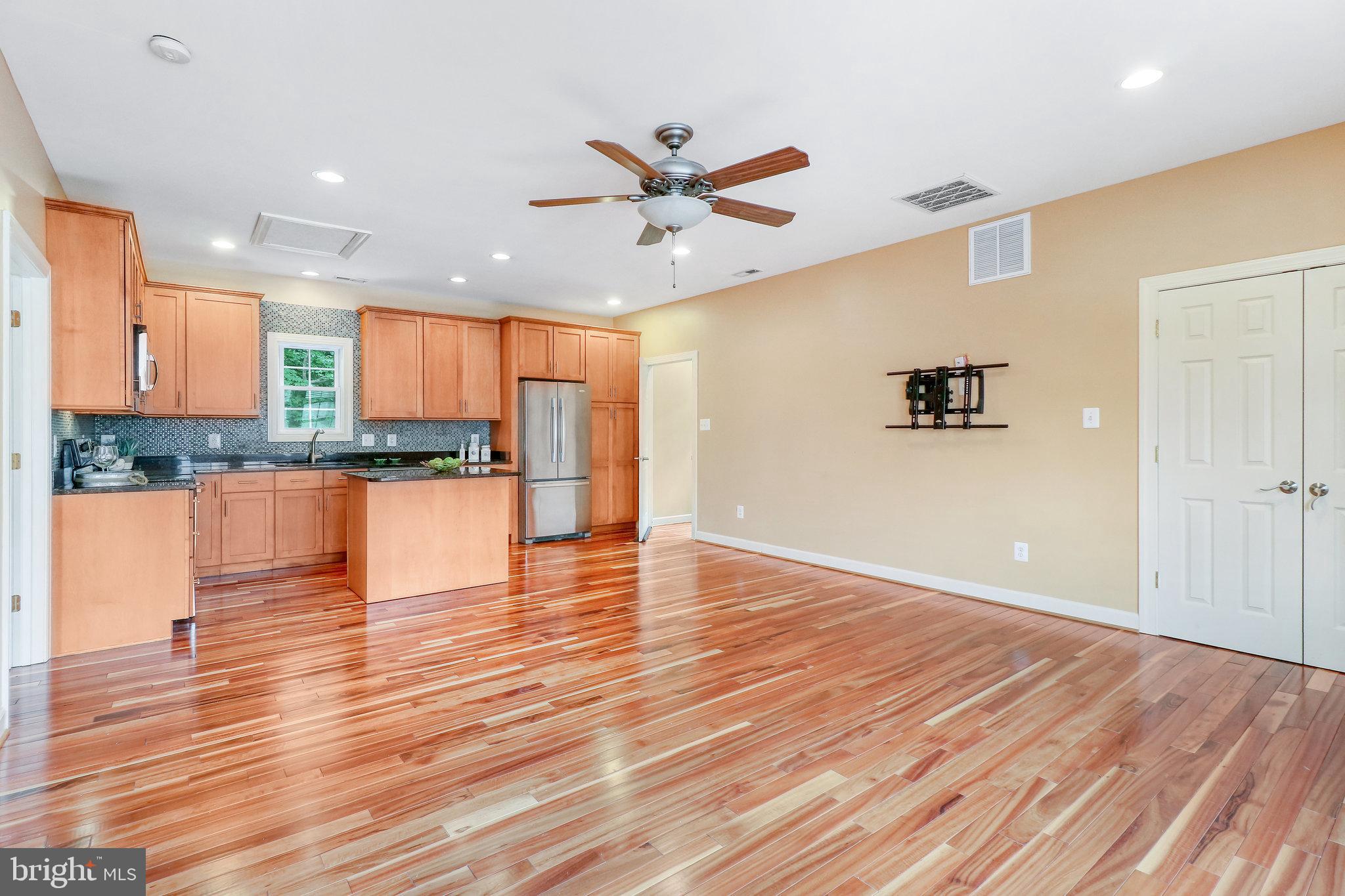 KENTLAND FARMS - Residential Lease