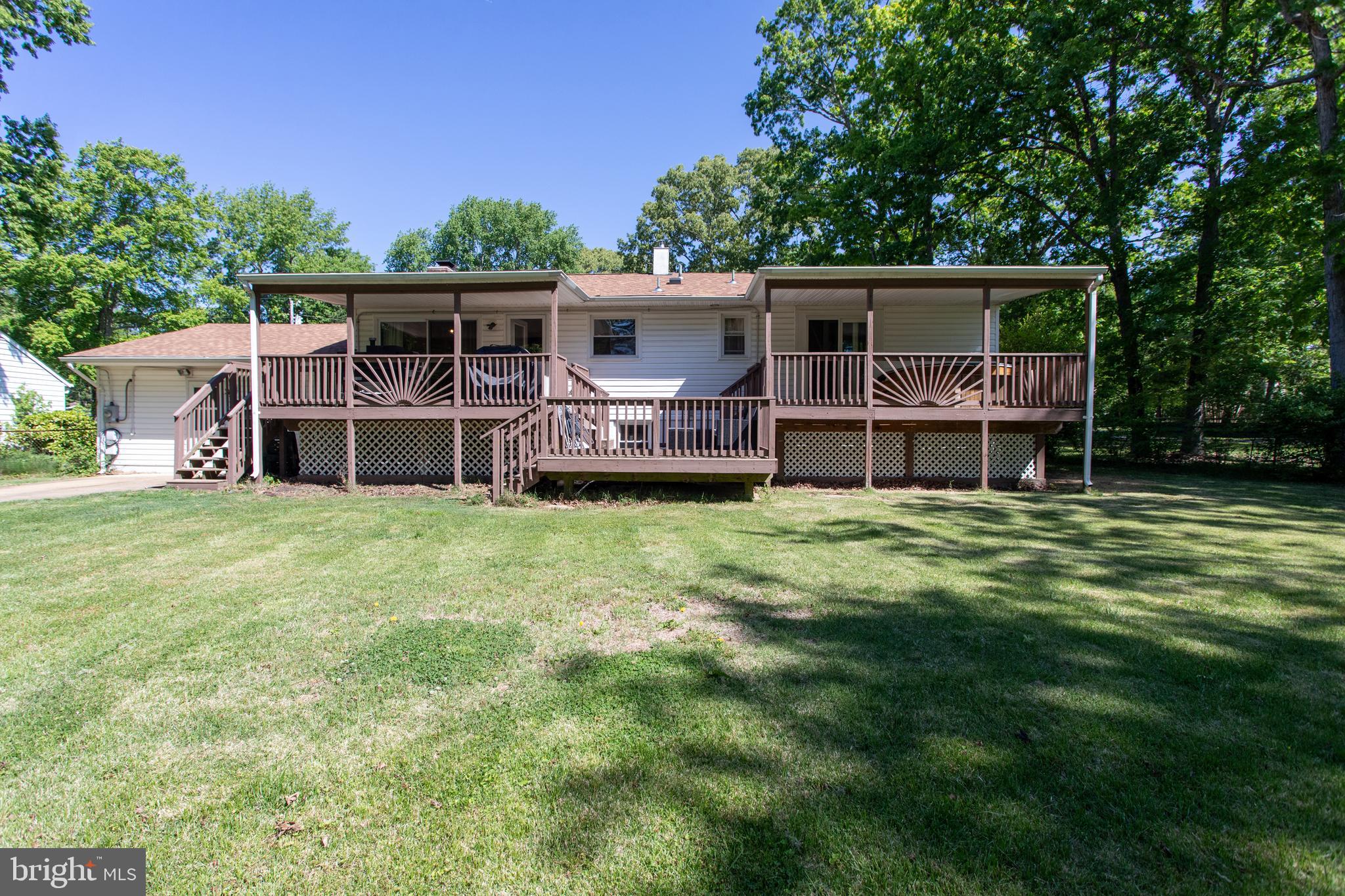 GREENVIEW KNOLLS - Residential