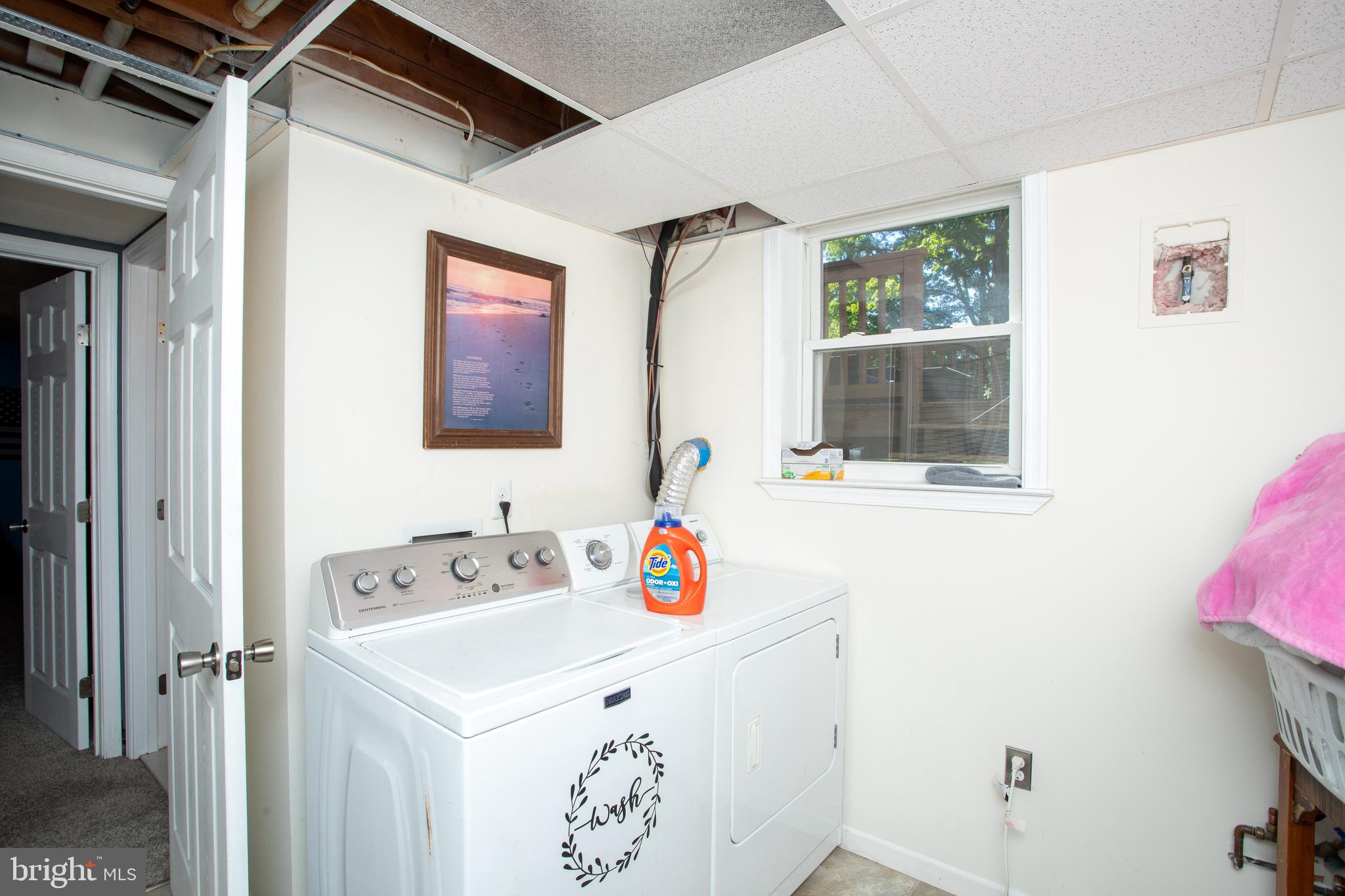 GREENVIEW KNOLLS - Residential