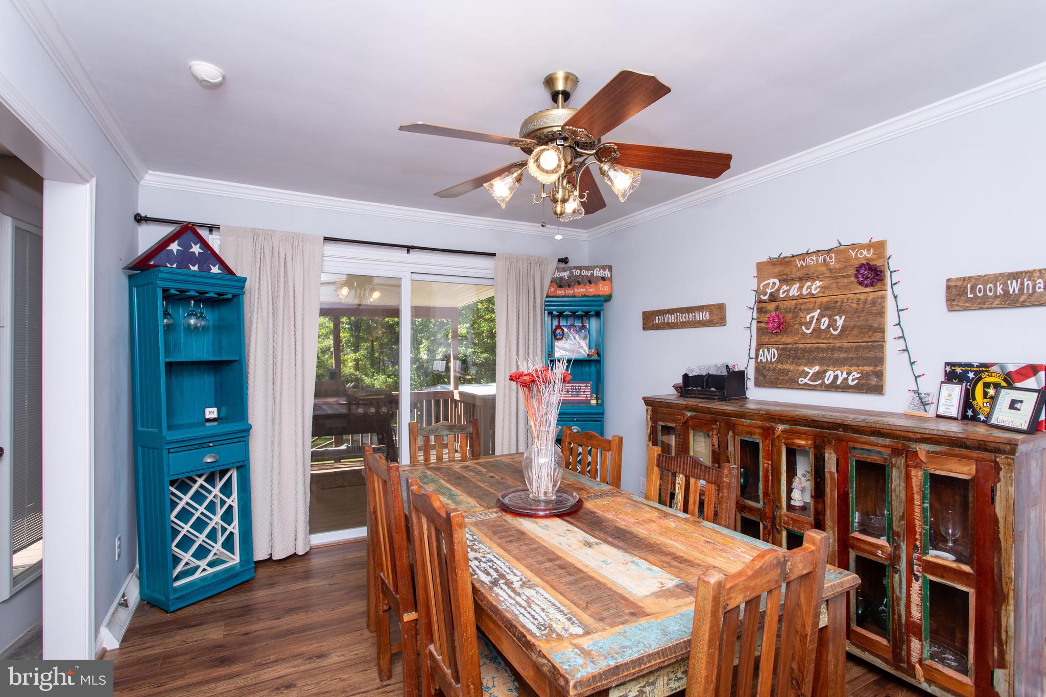 GREENVIEW KNOLLS - Residential