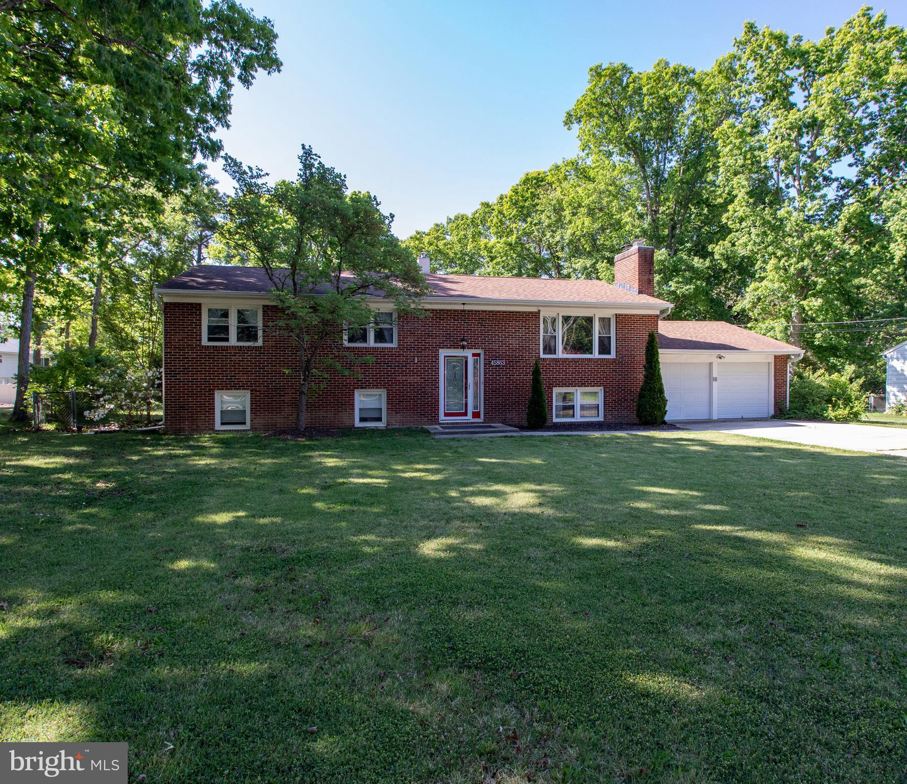 GREENVIEW KNOLLS - Residential