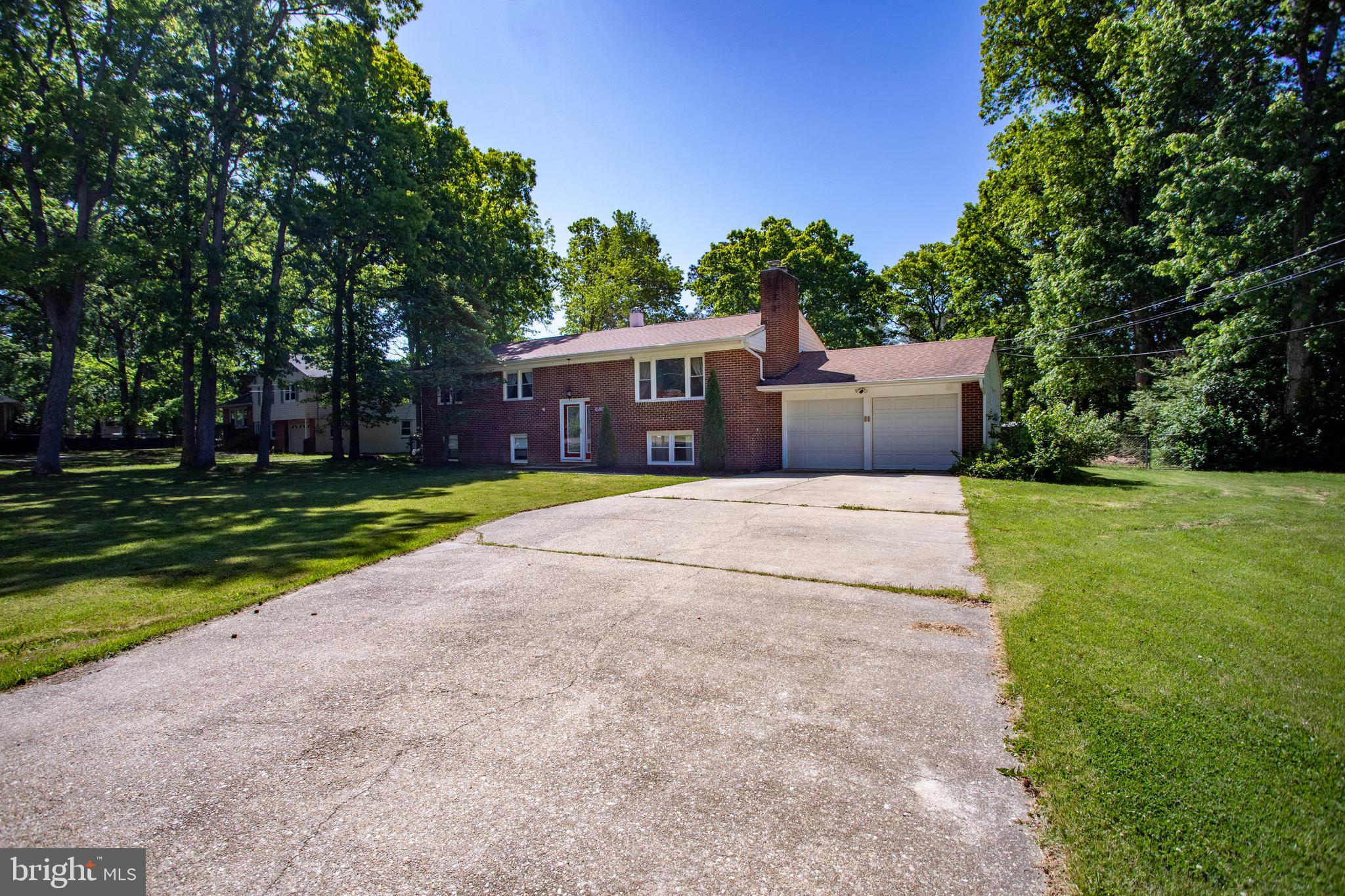 GREENVIEW KNOLLS - Residential