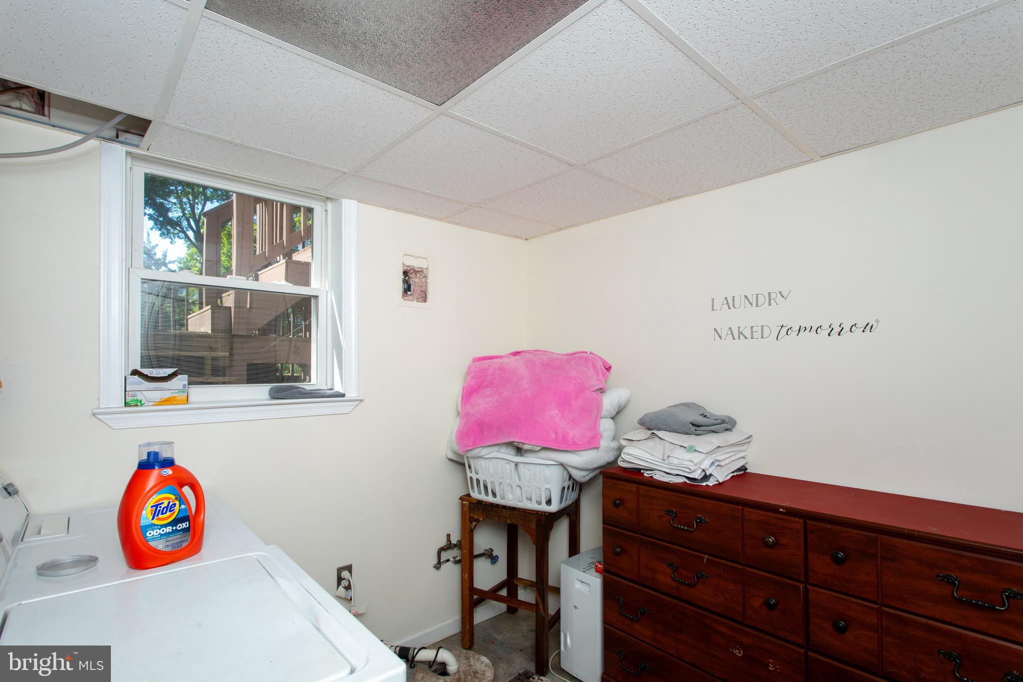GREENVIEW KNOLLS - Residential