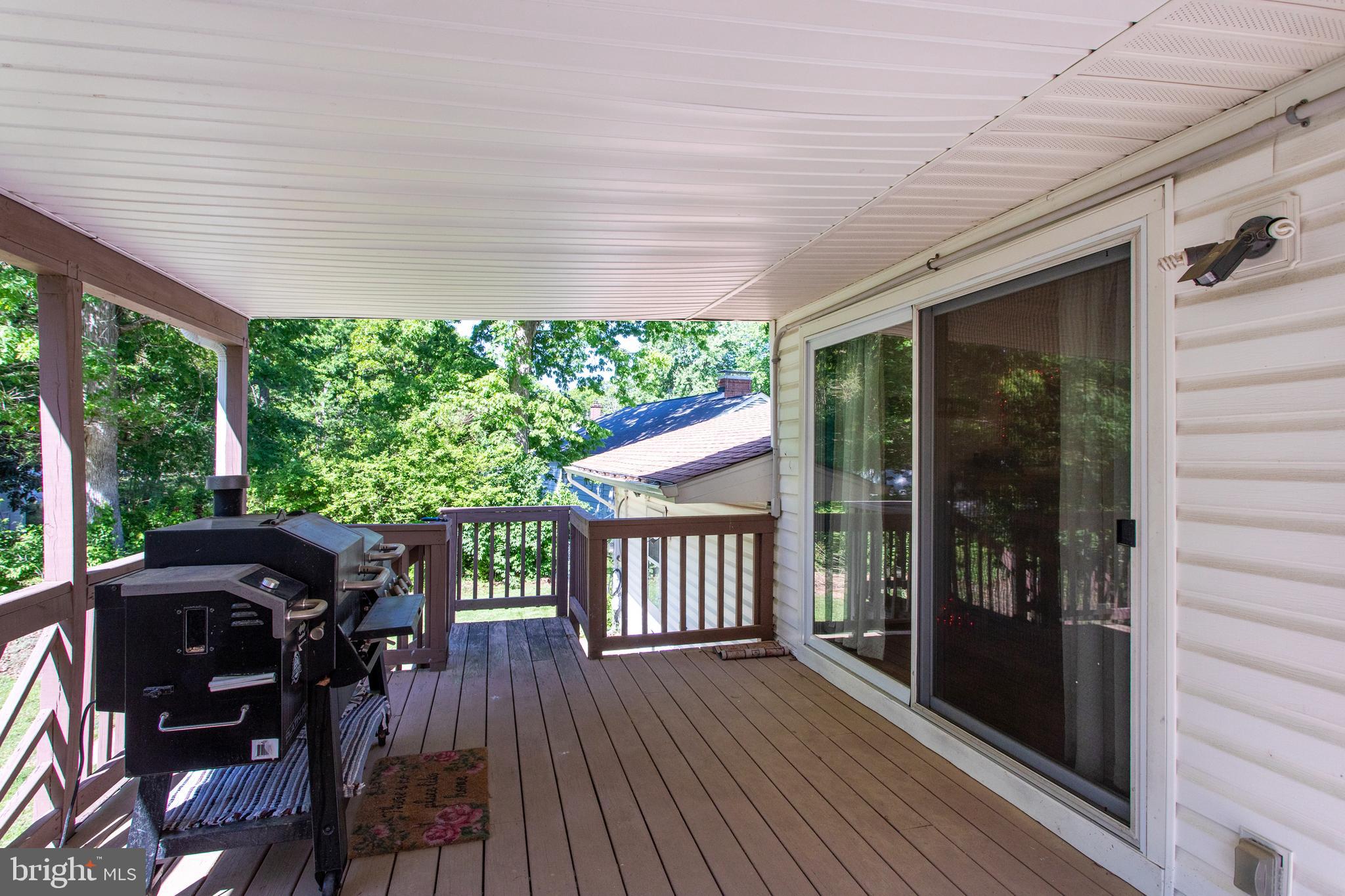 GREENVIEW KNOLLS - Residential