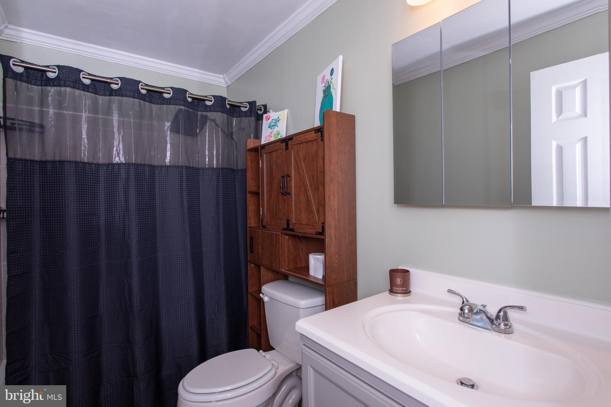GREENVIEW KNOLLS - Residential
