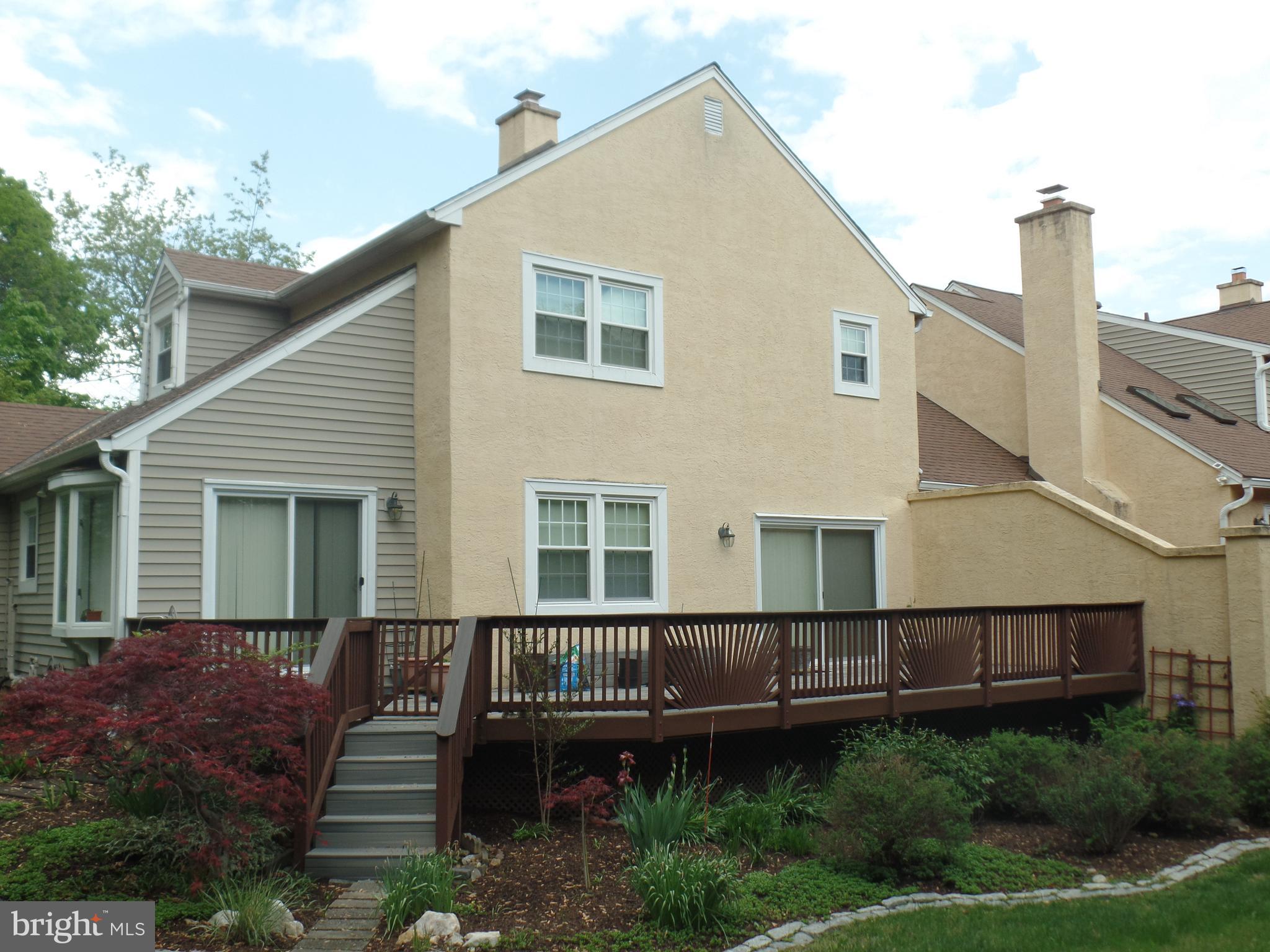 HUNTERS RUN - Residential