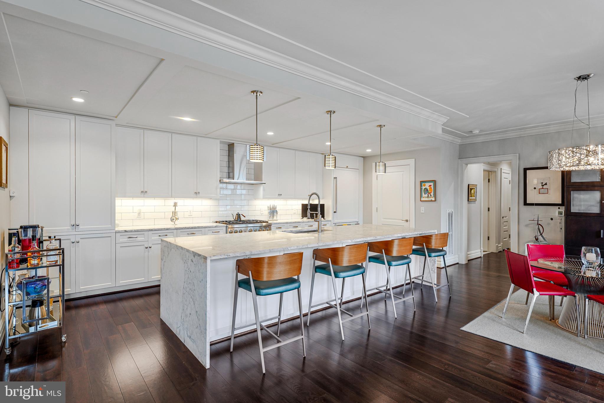 THE SIGNET - Residential