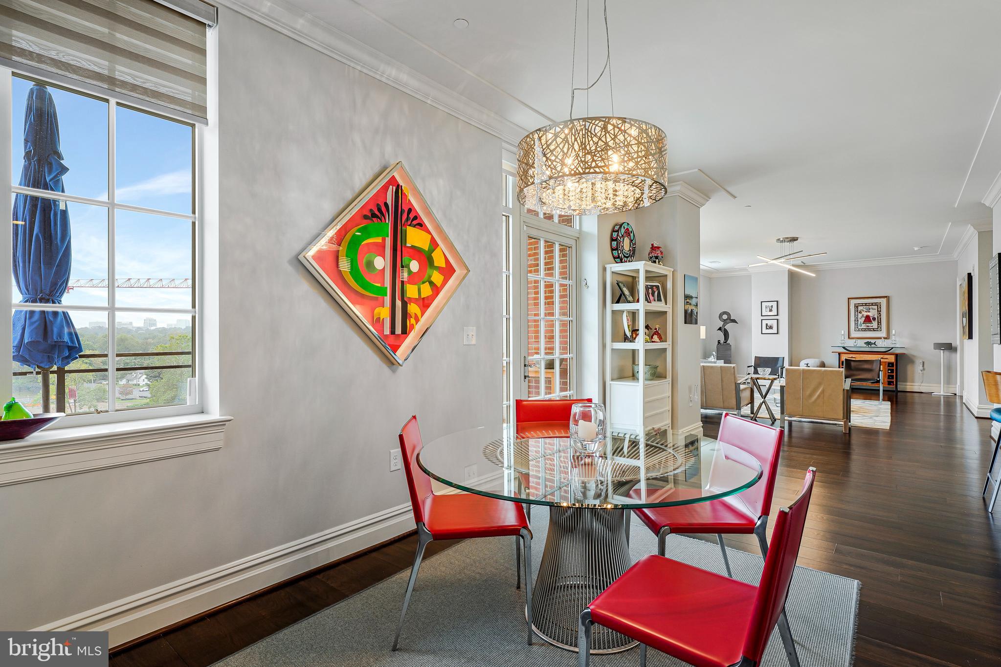 THE SIGNET - Residential