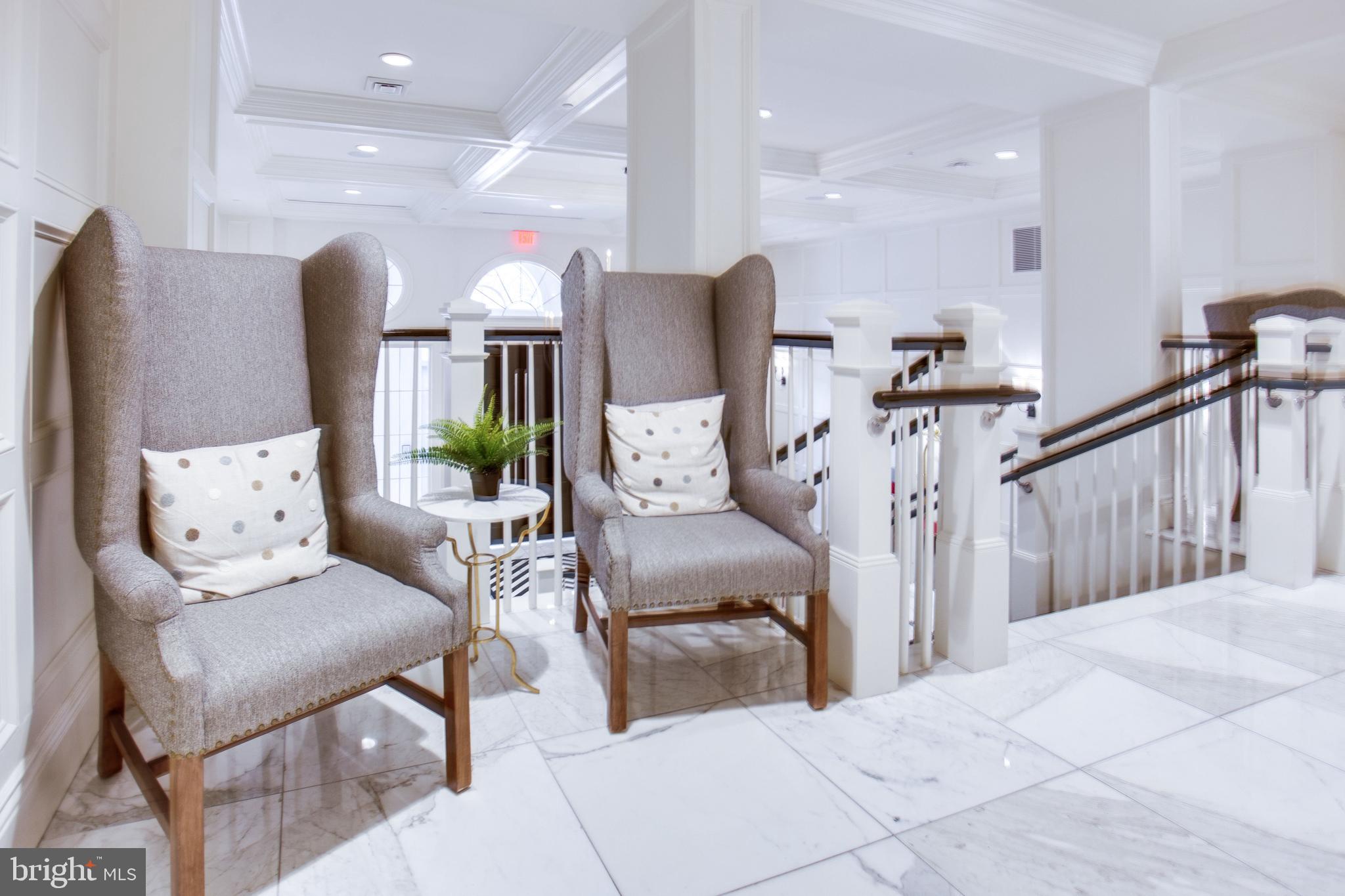 THE SIGNET - Residential