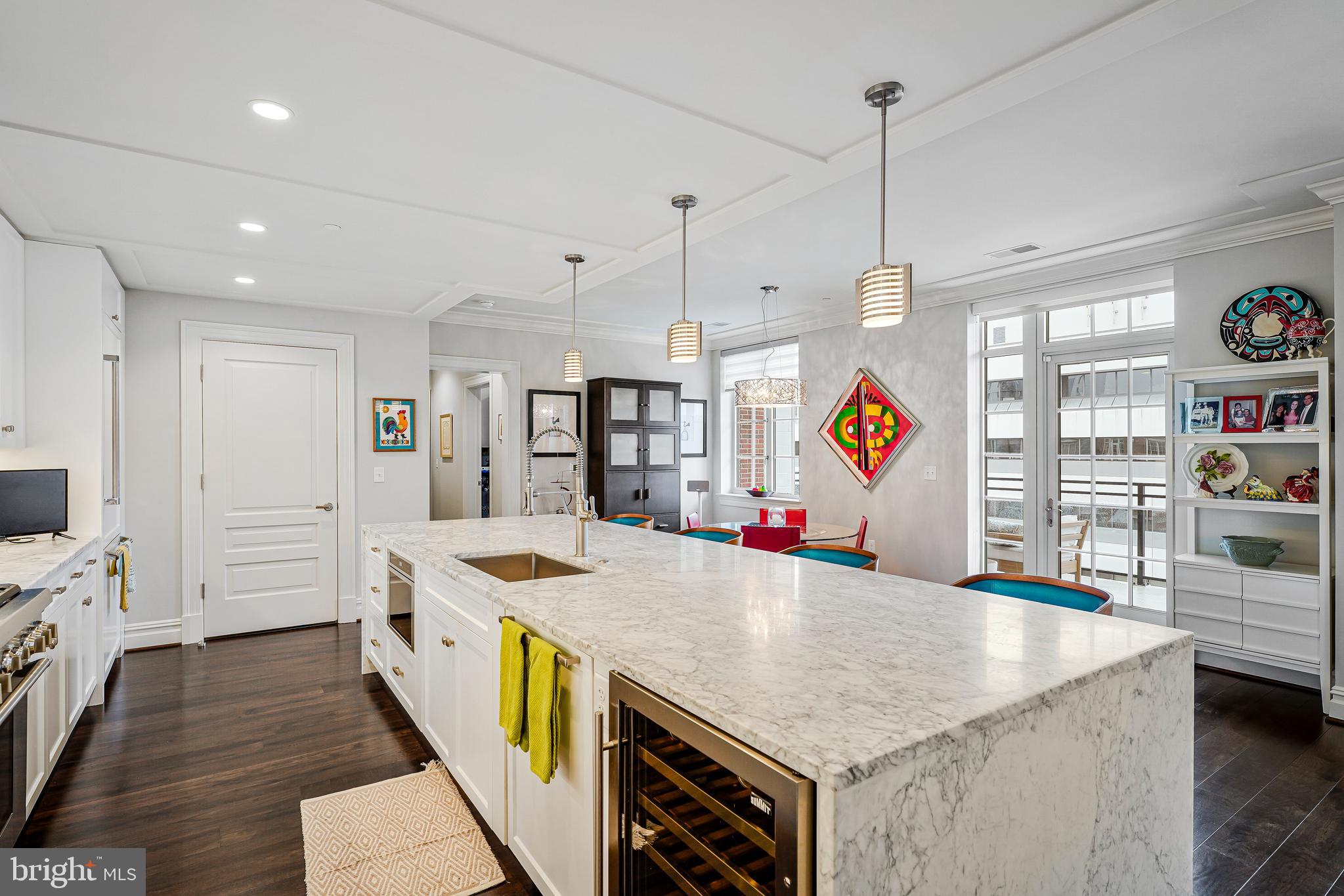 THE SIGNET - Residential