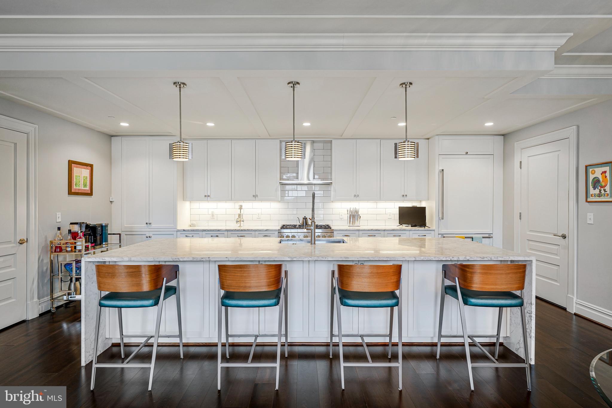 THE SIGNET - Residential