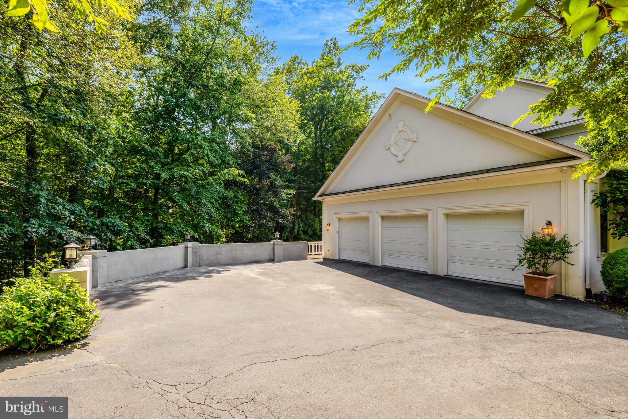 RIVER BEND ESTATES - Residential