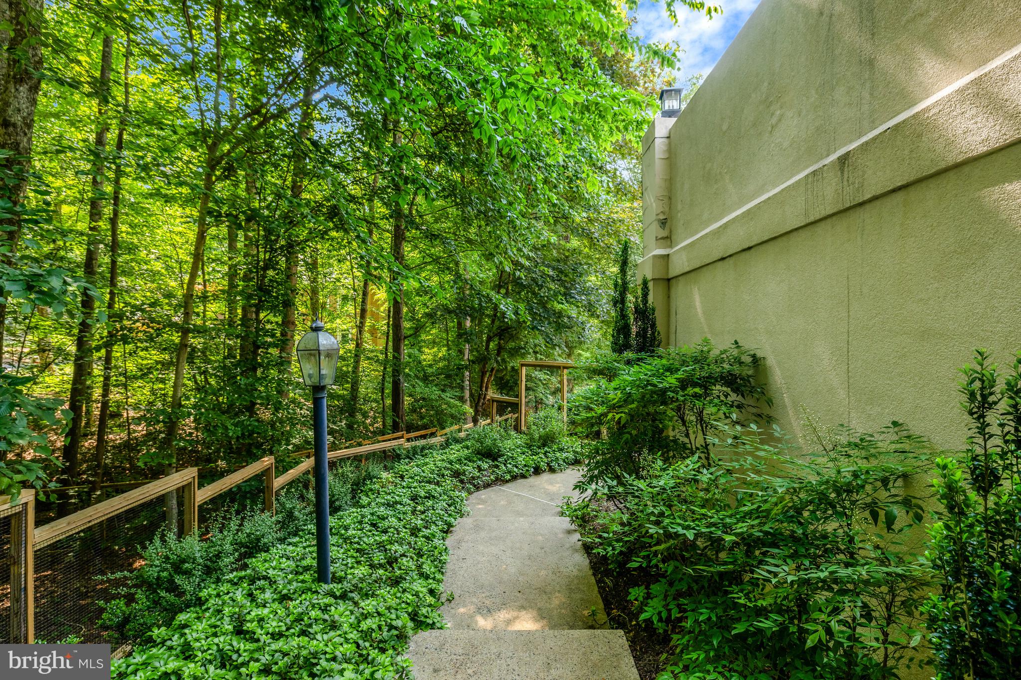 RIVER BEND ESTATES - Residential