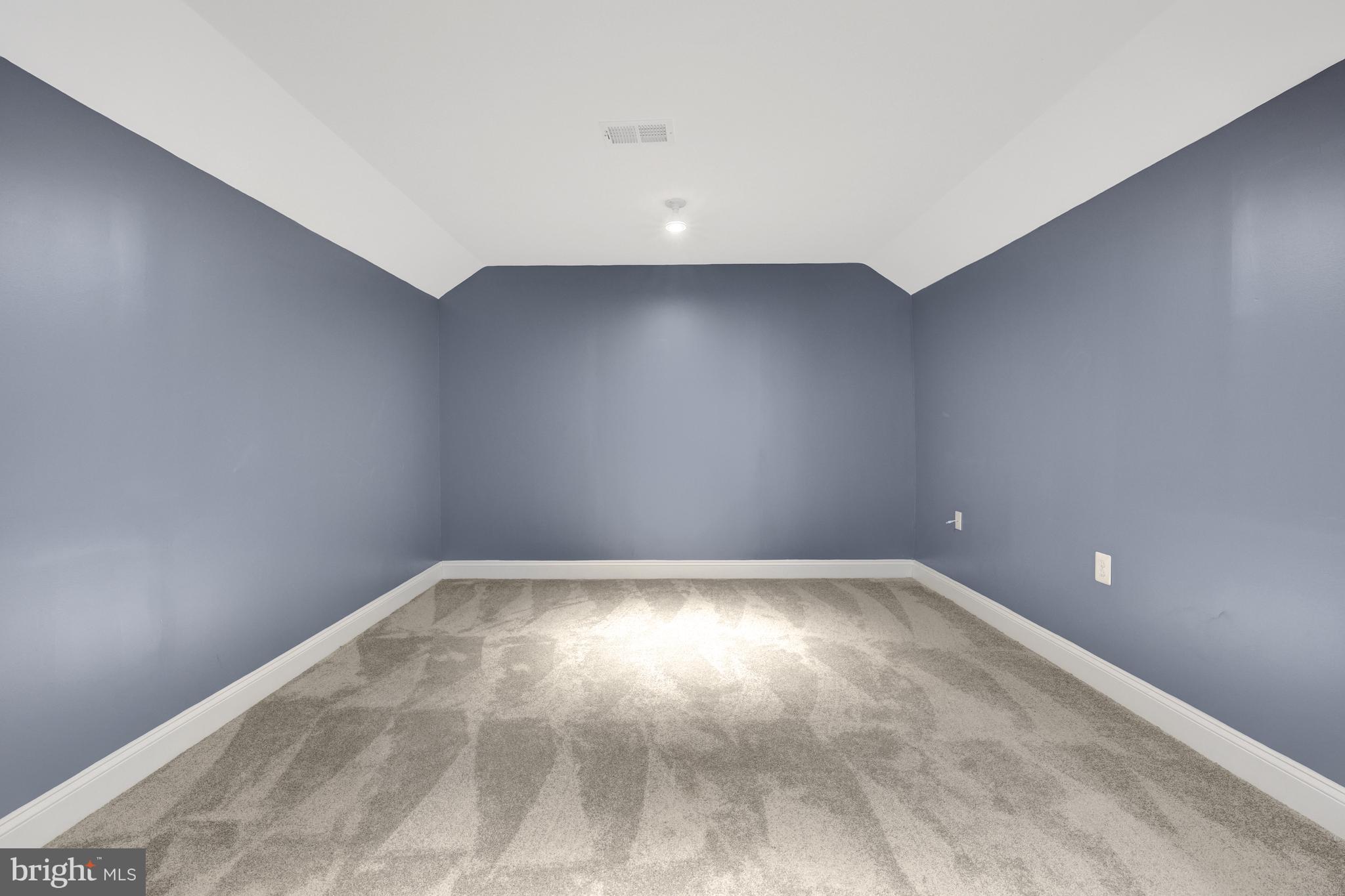 RIVER BEND ESTATES - Residential