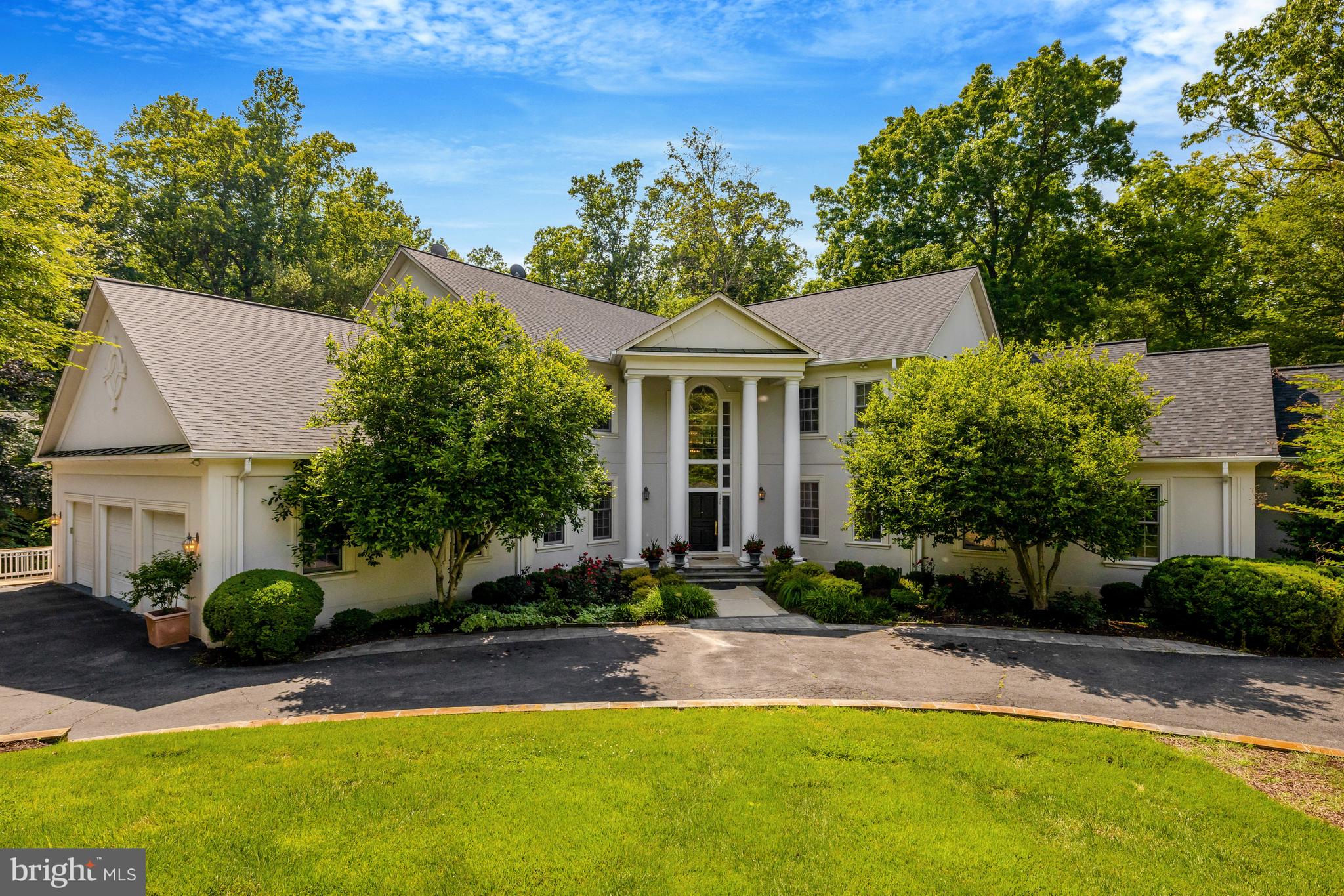 RIVER BEND ESTATES - Residential